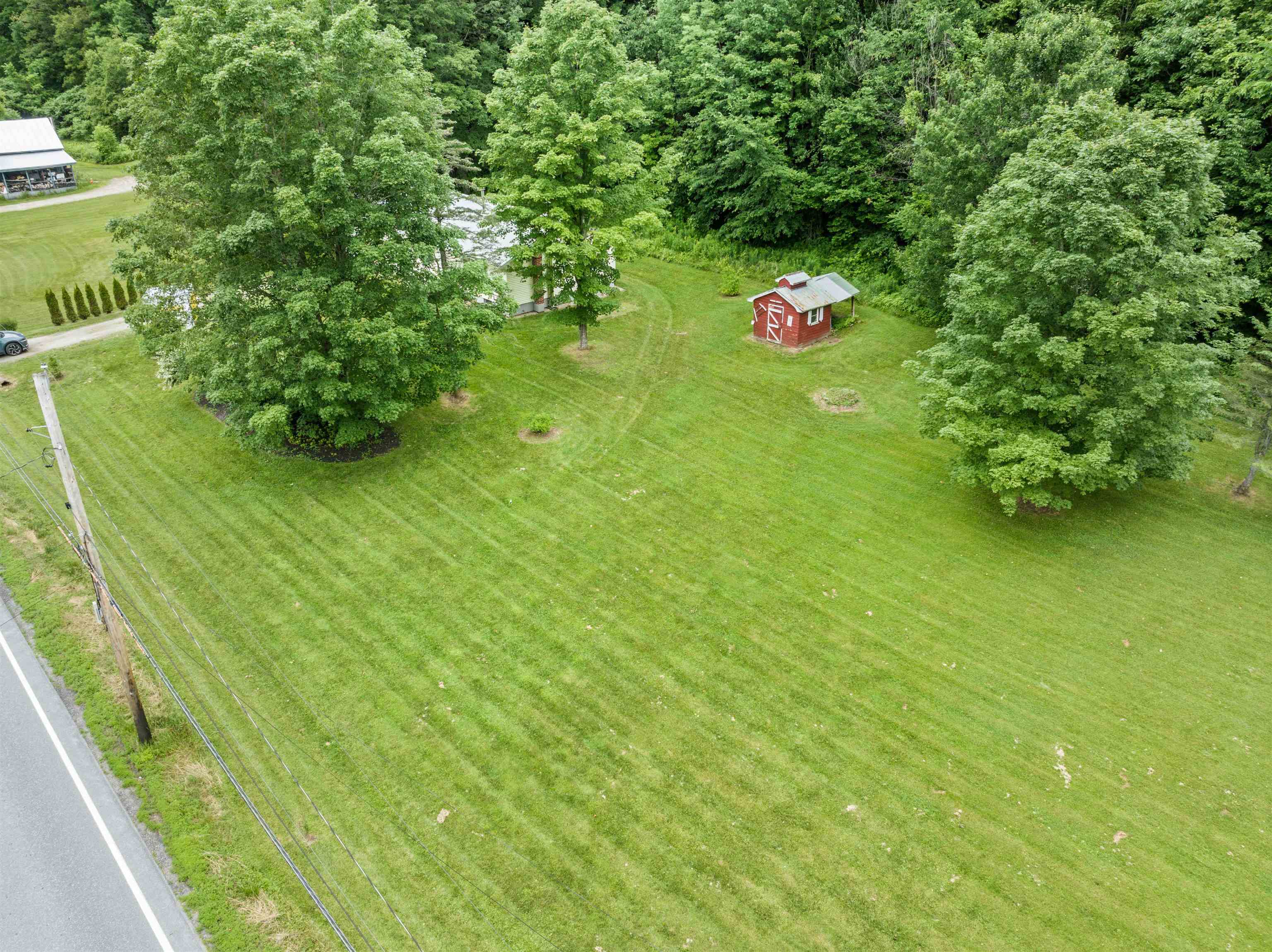 main property photo 34