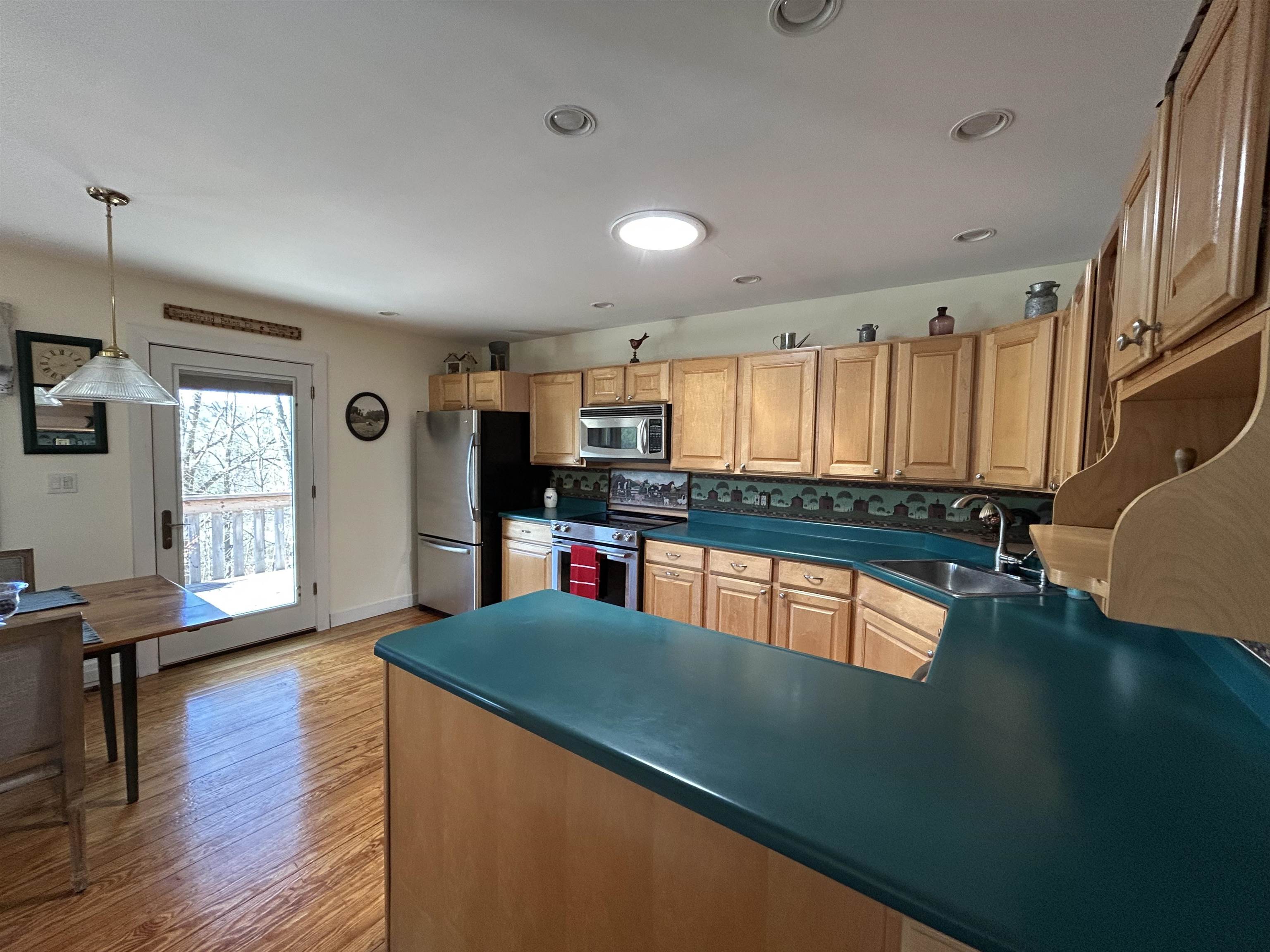 main property photo 15