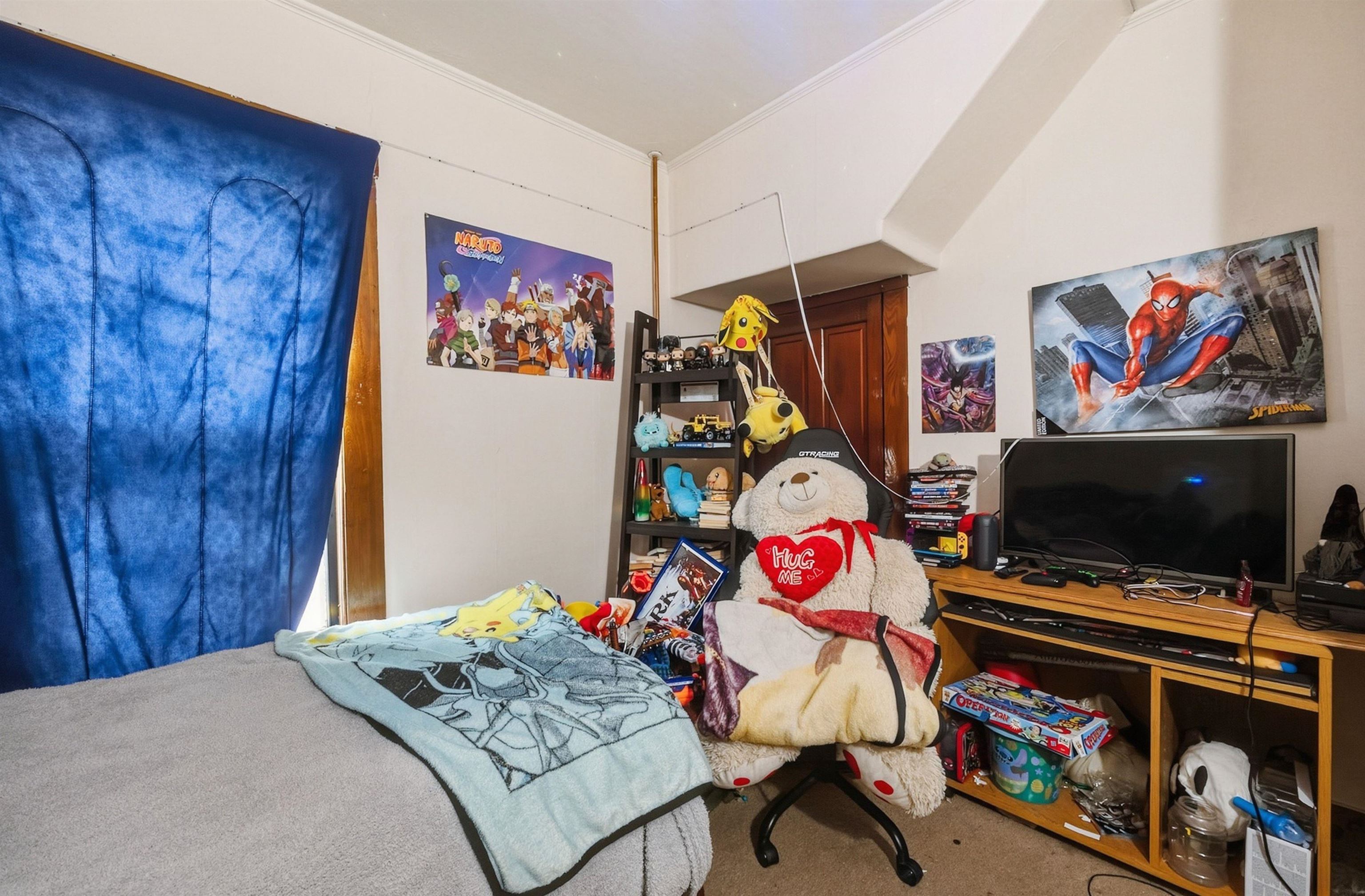 main property photo 40