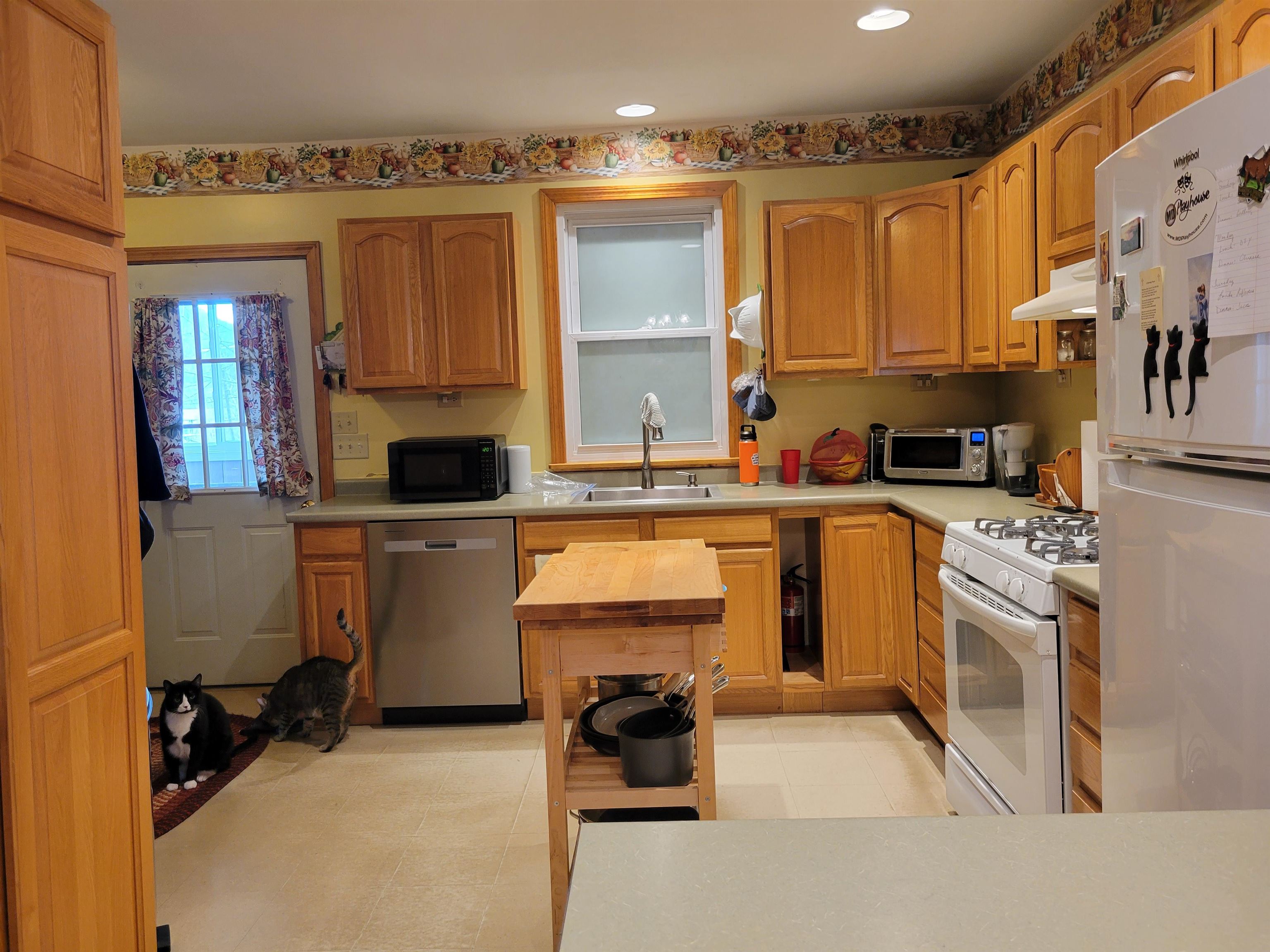 main property photo 5