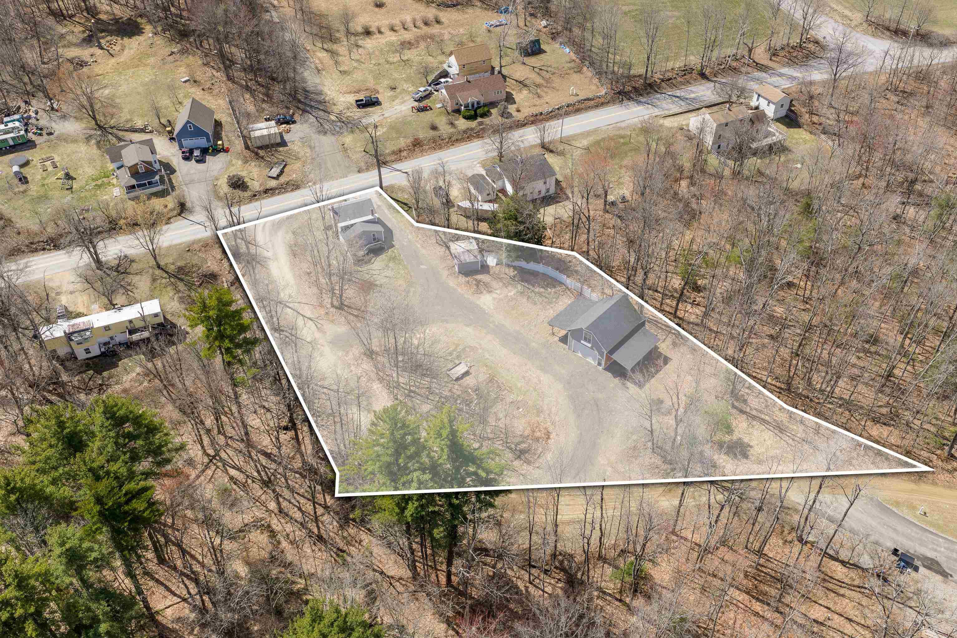 main property photo 9