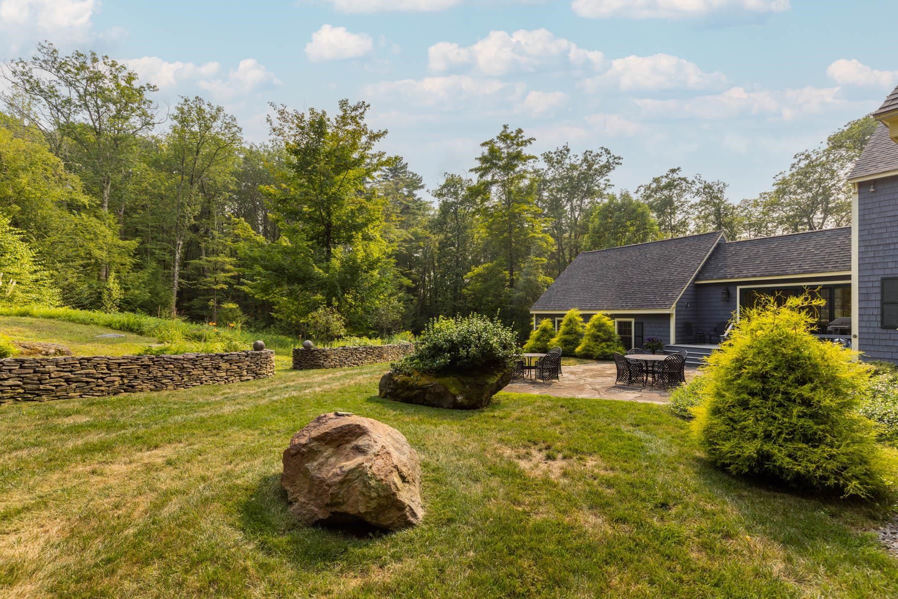 main property photo 50