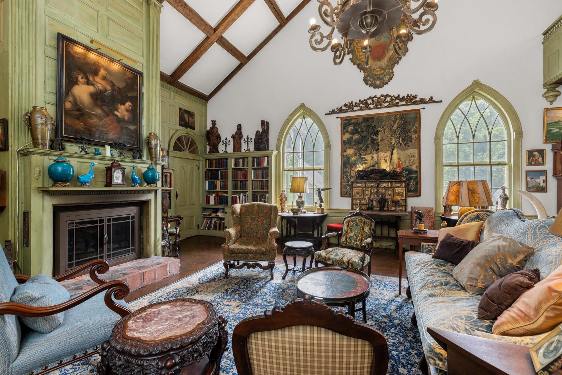main property photo 9