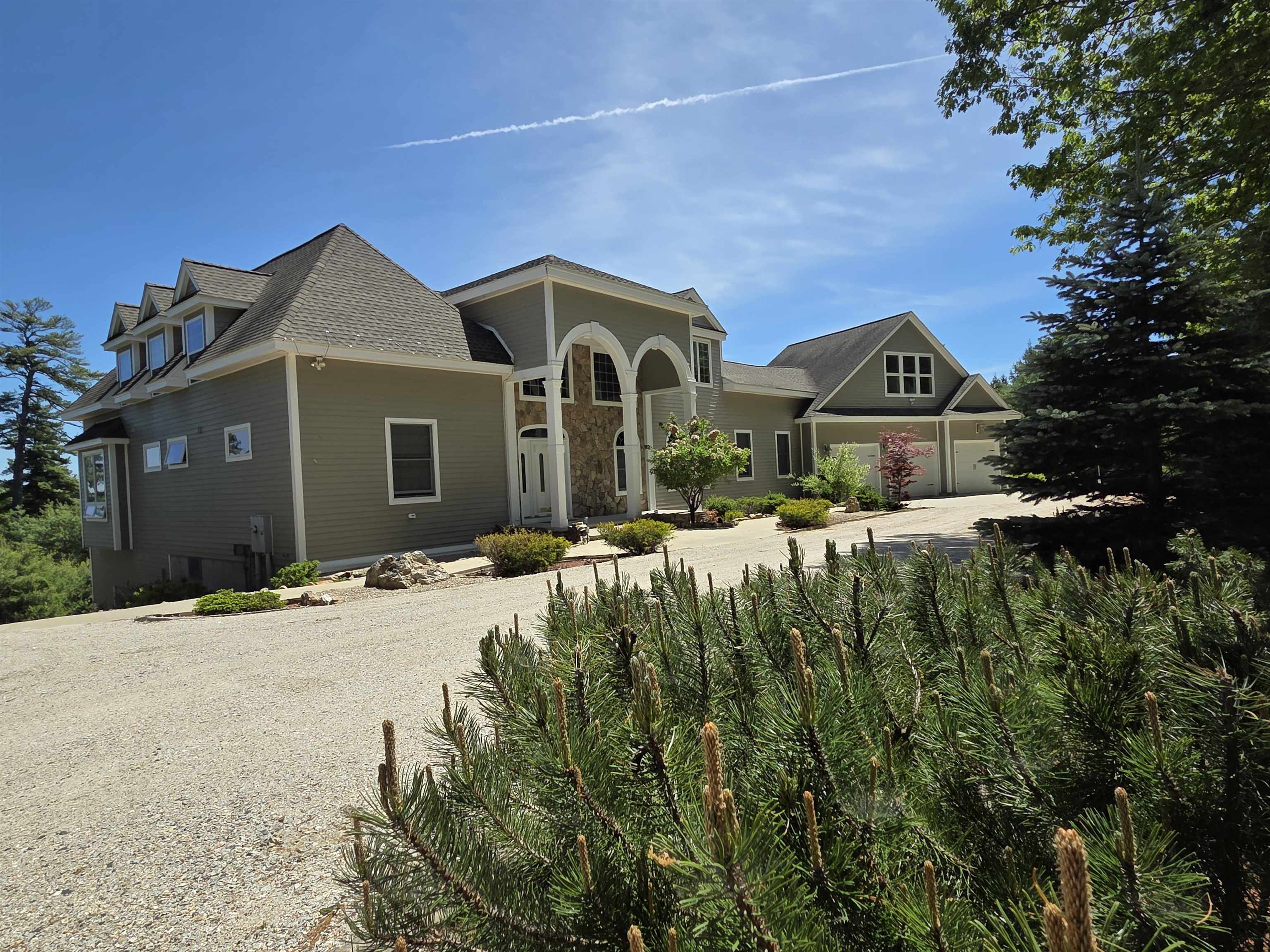 main property photo 50
