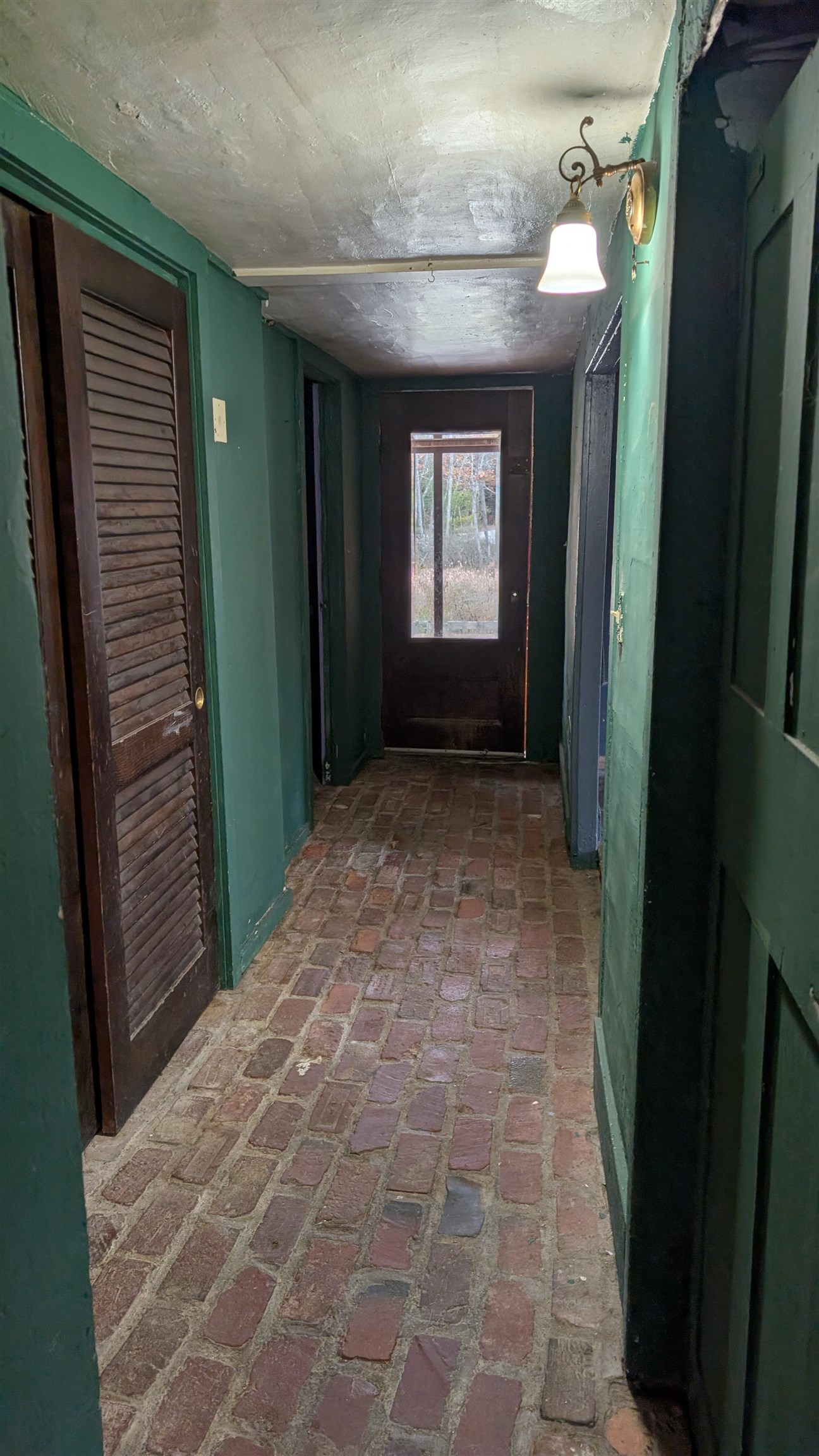main property photo 9
