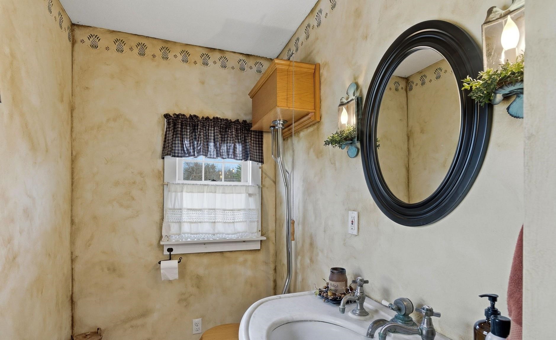 main property photo 31