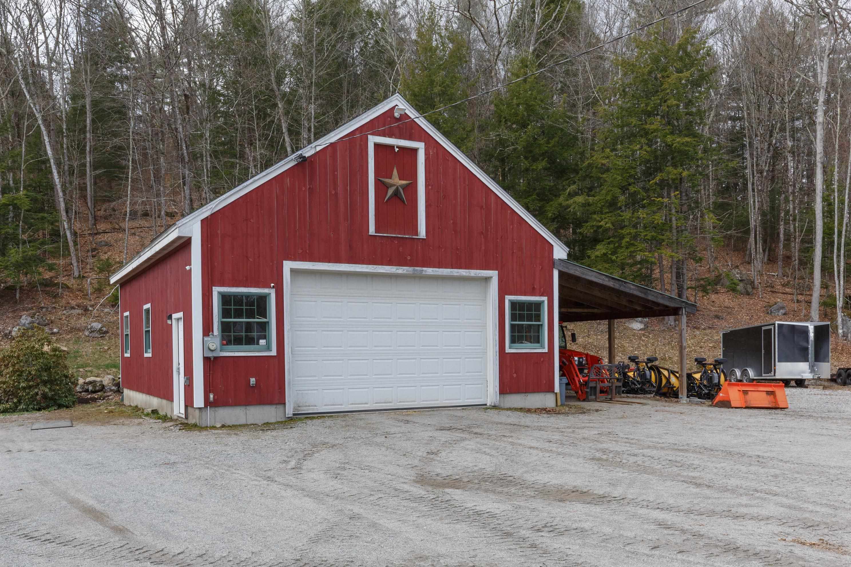 main property photo 37