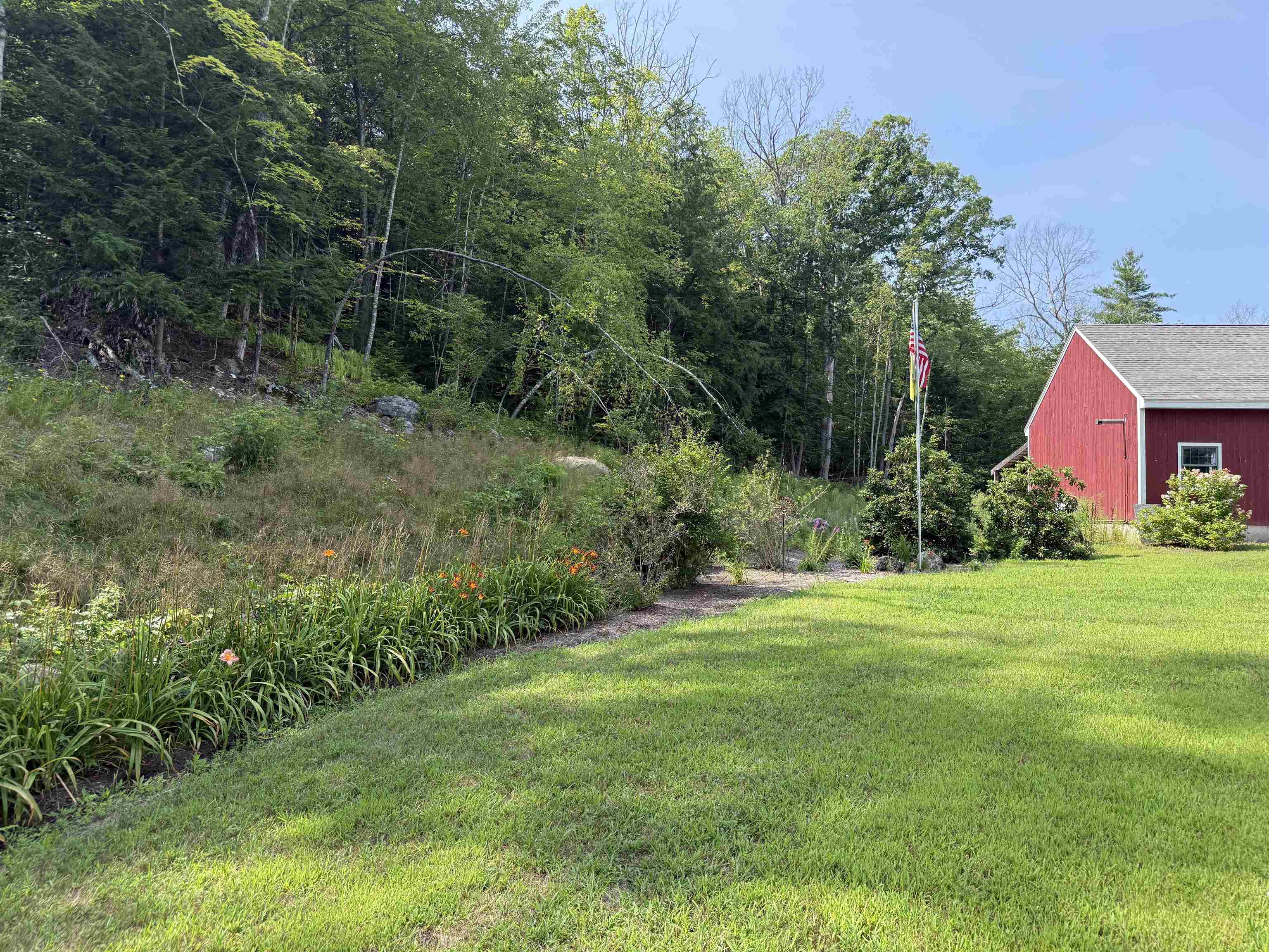 main property photo 45