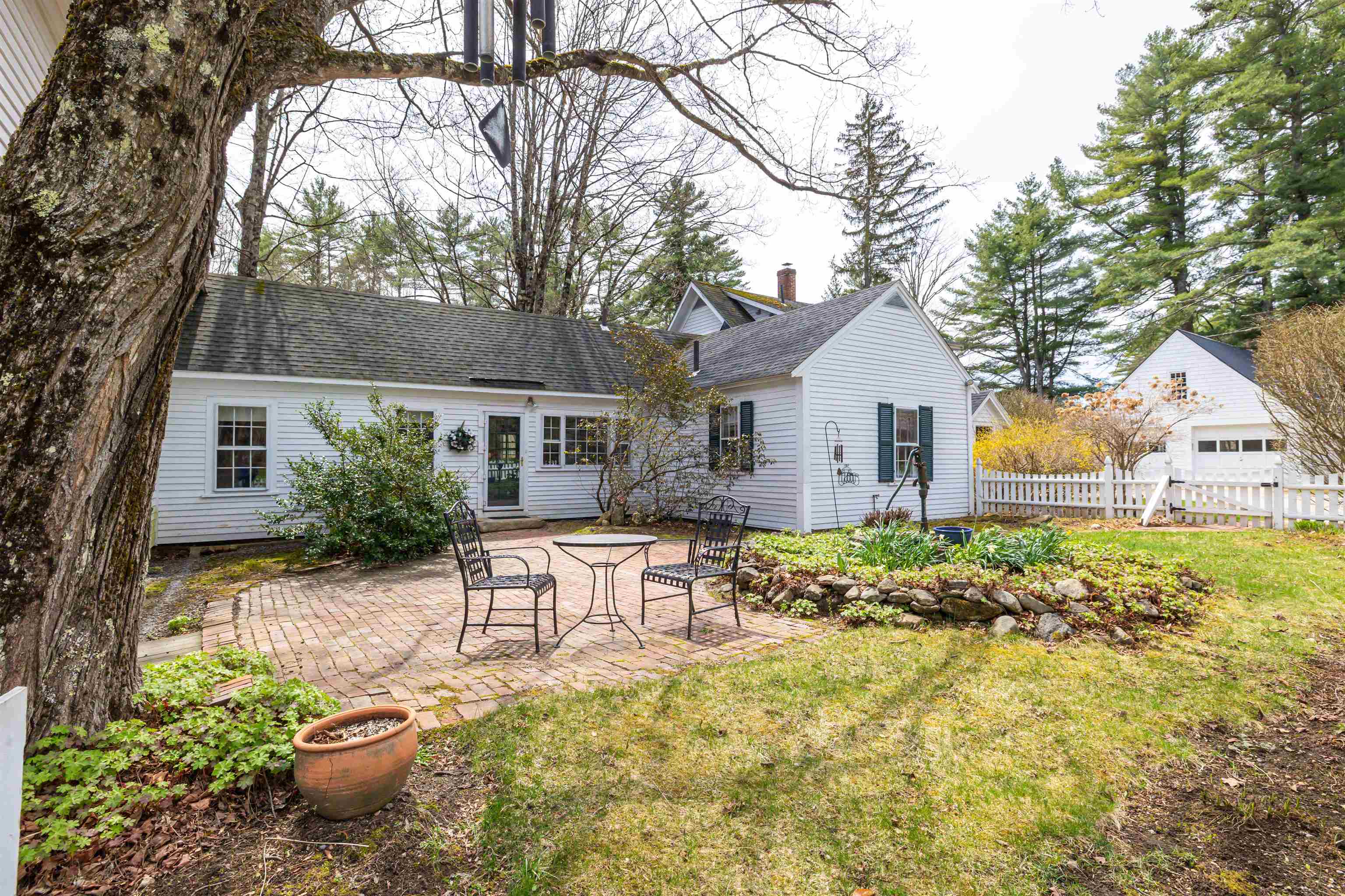 main property photo 49