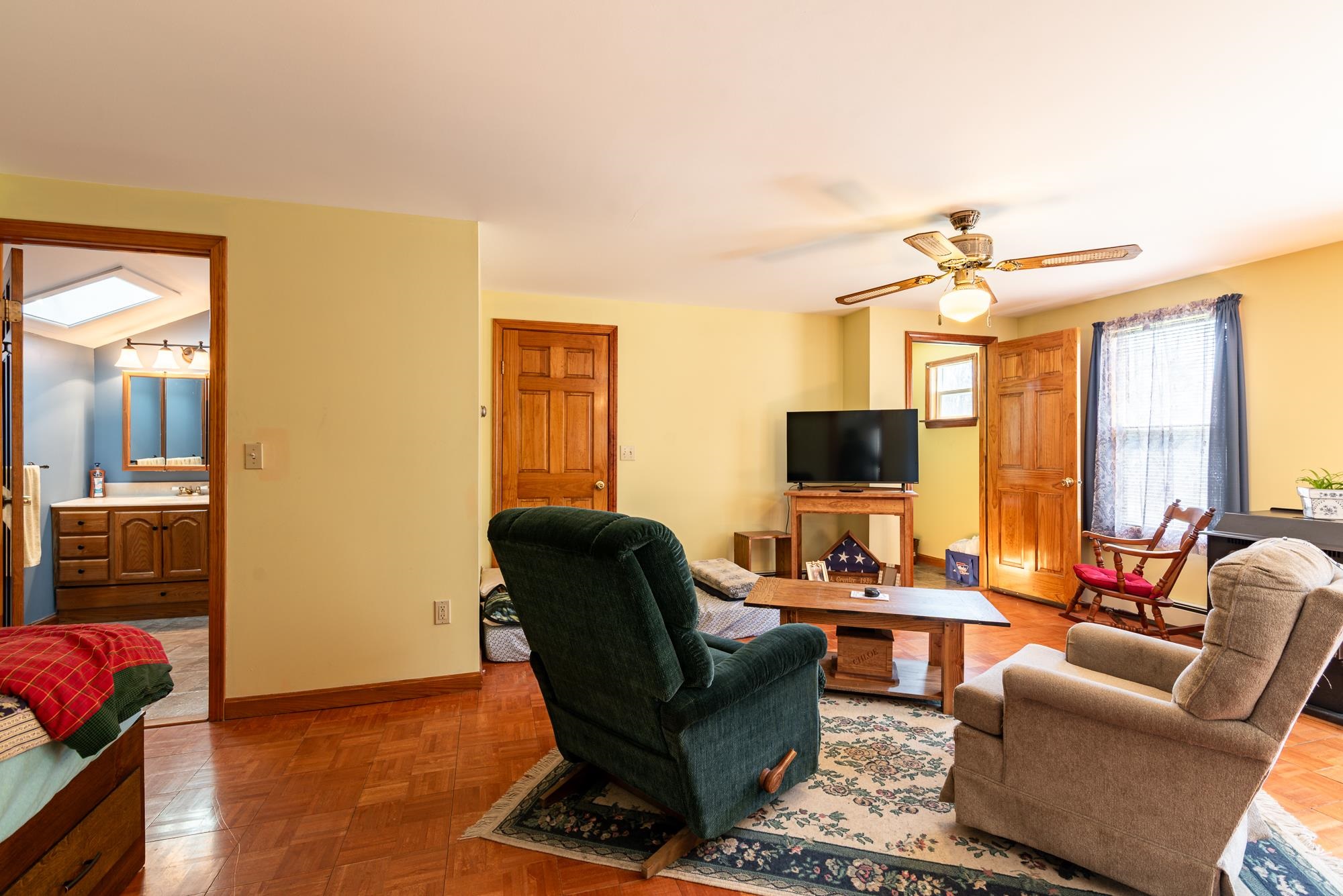 main property photo 35