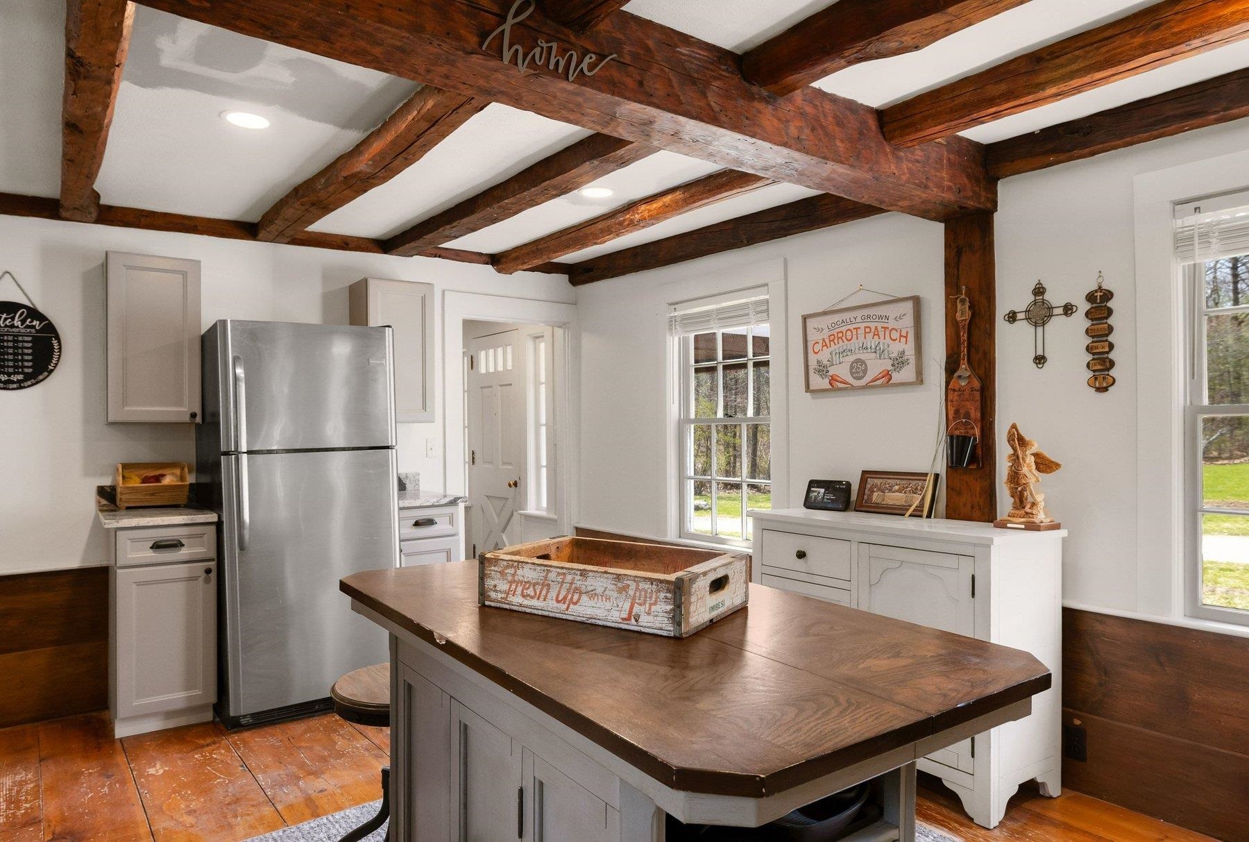 main property photo 11