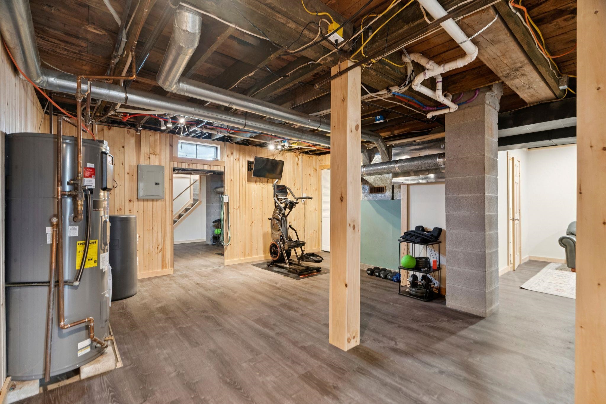 main property photo 22