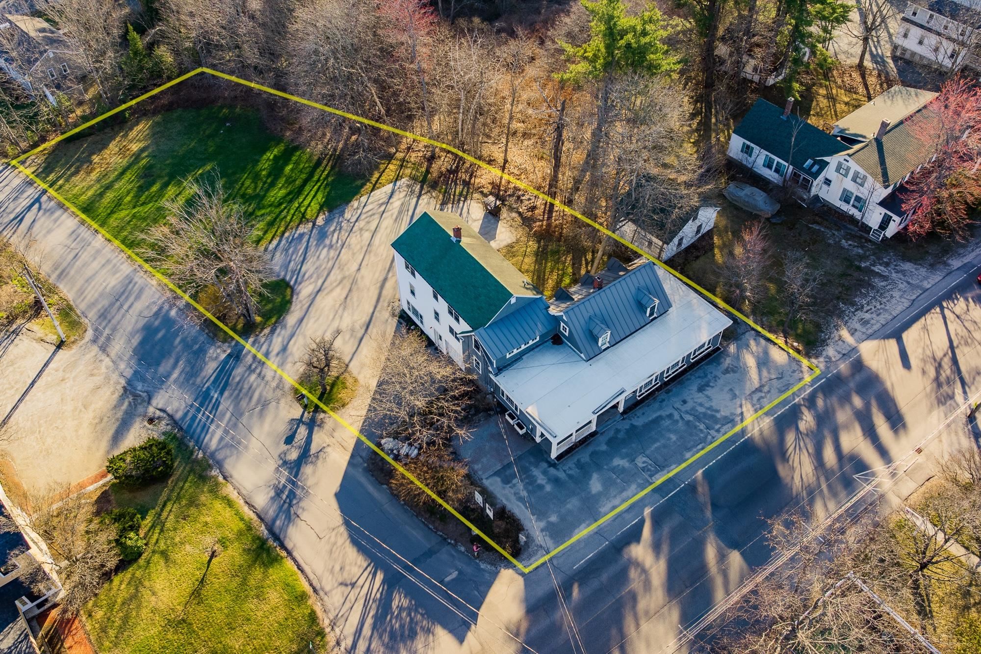 main property photo 30