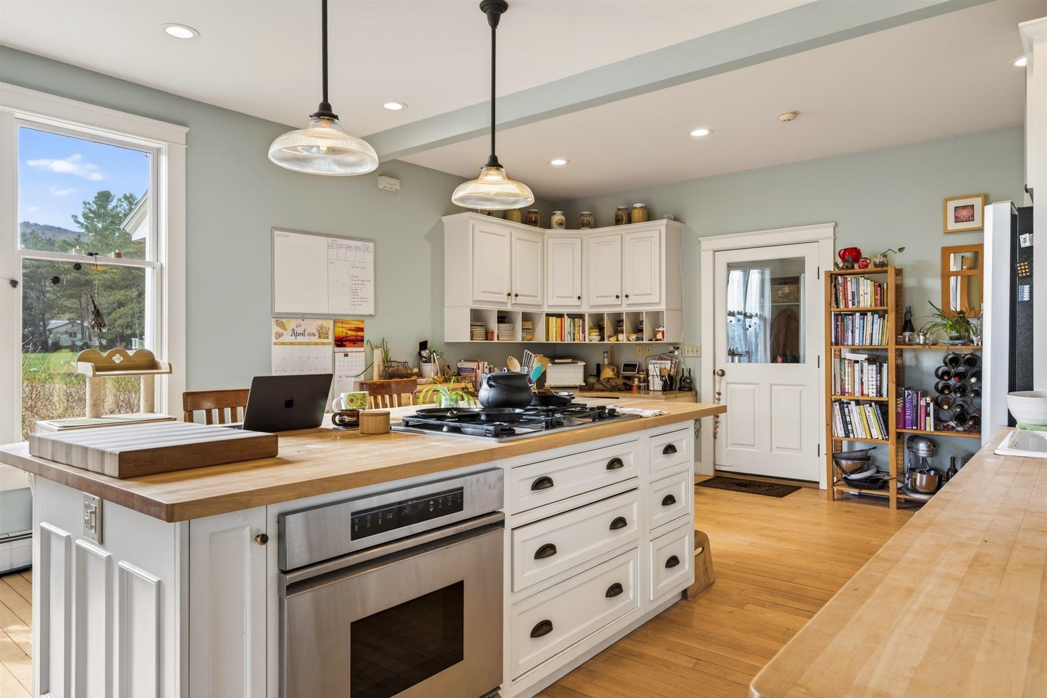main property photo 24