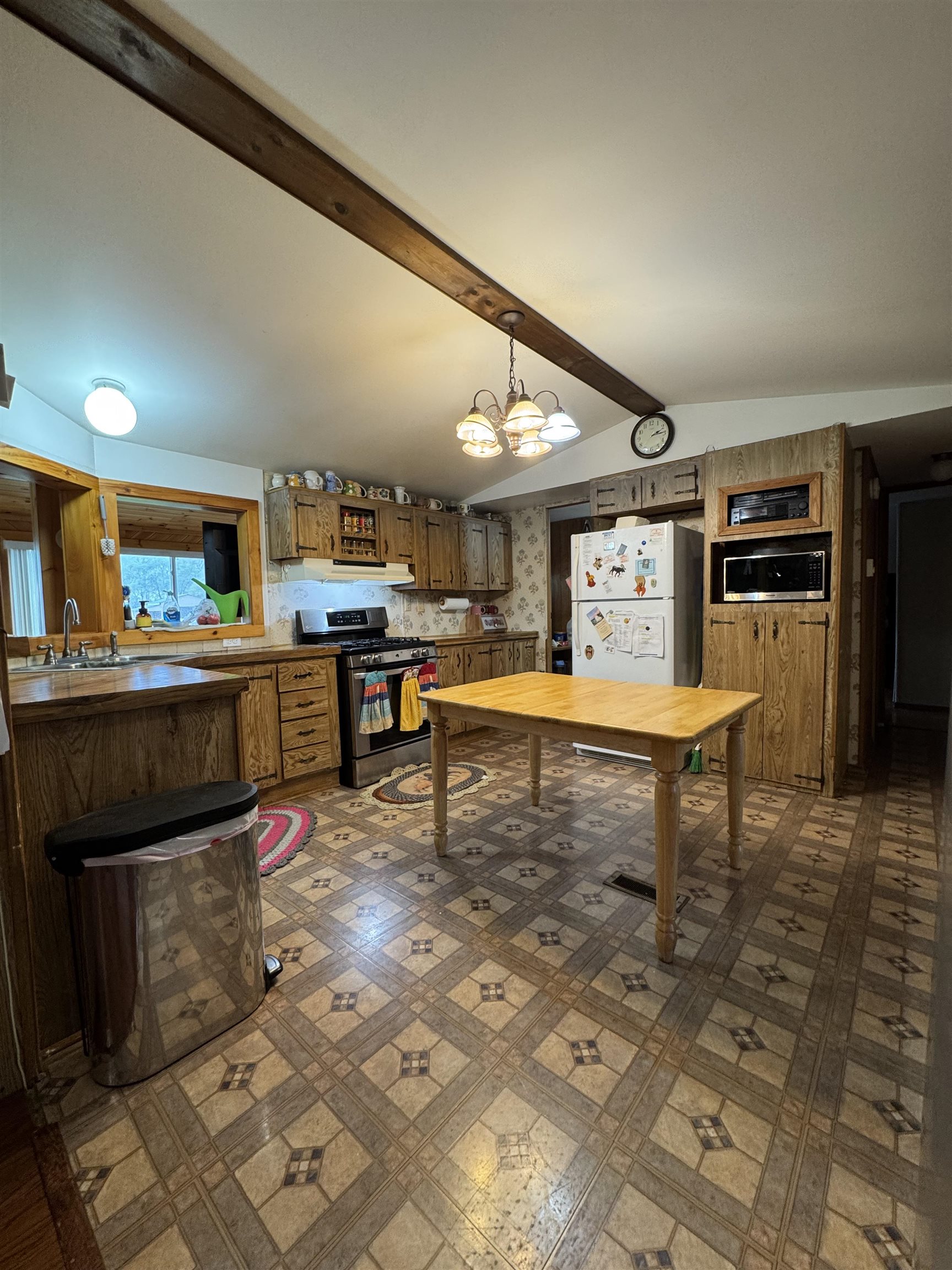 main property photo 25