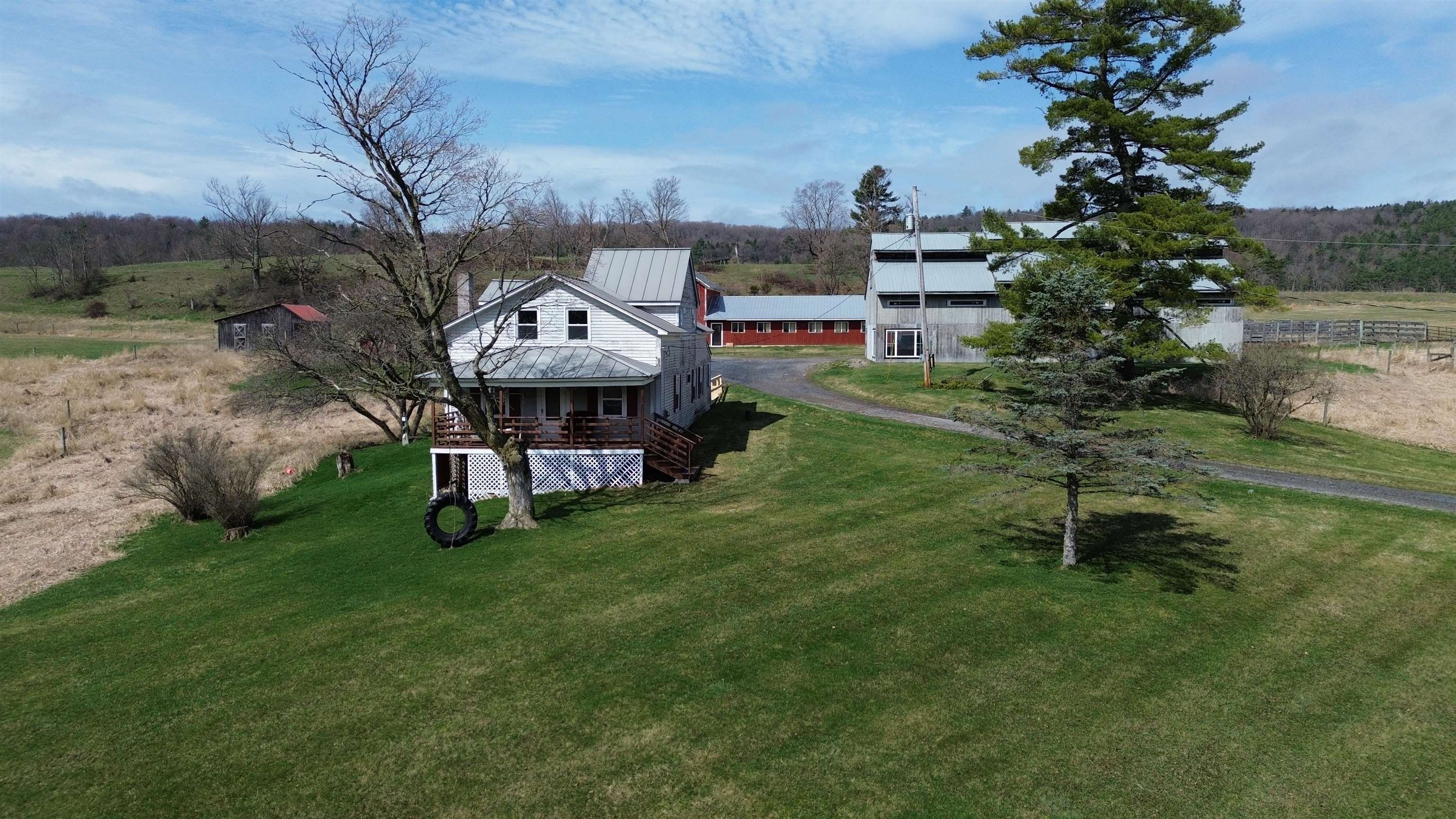 main property photo 32