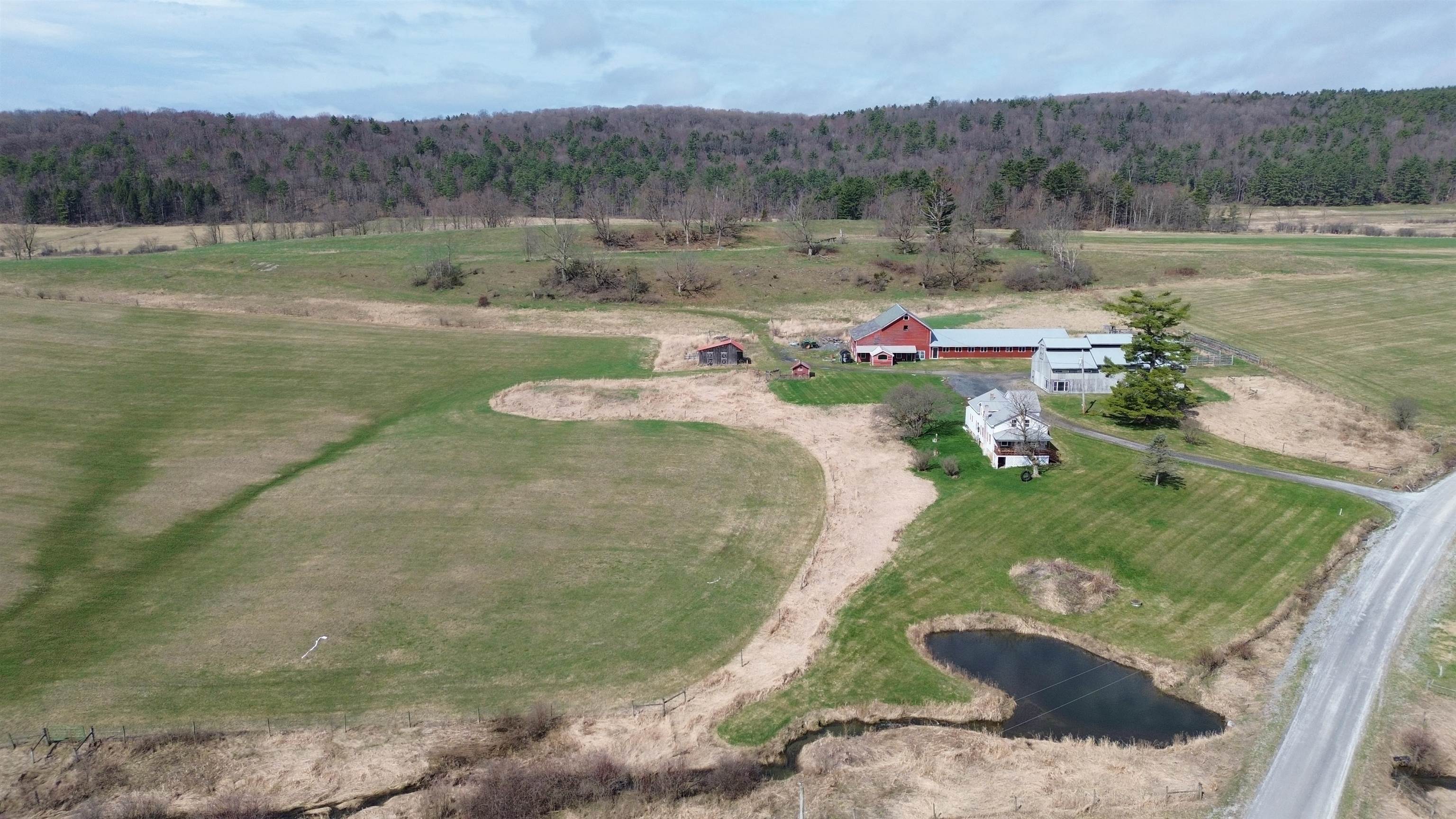 main property photo 39