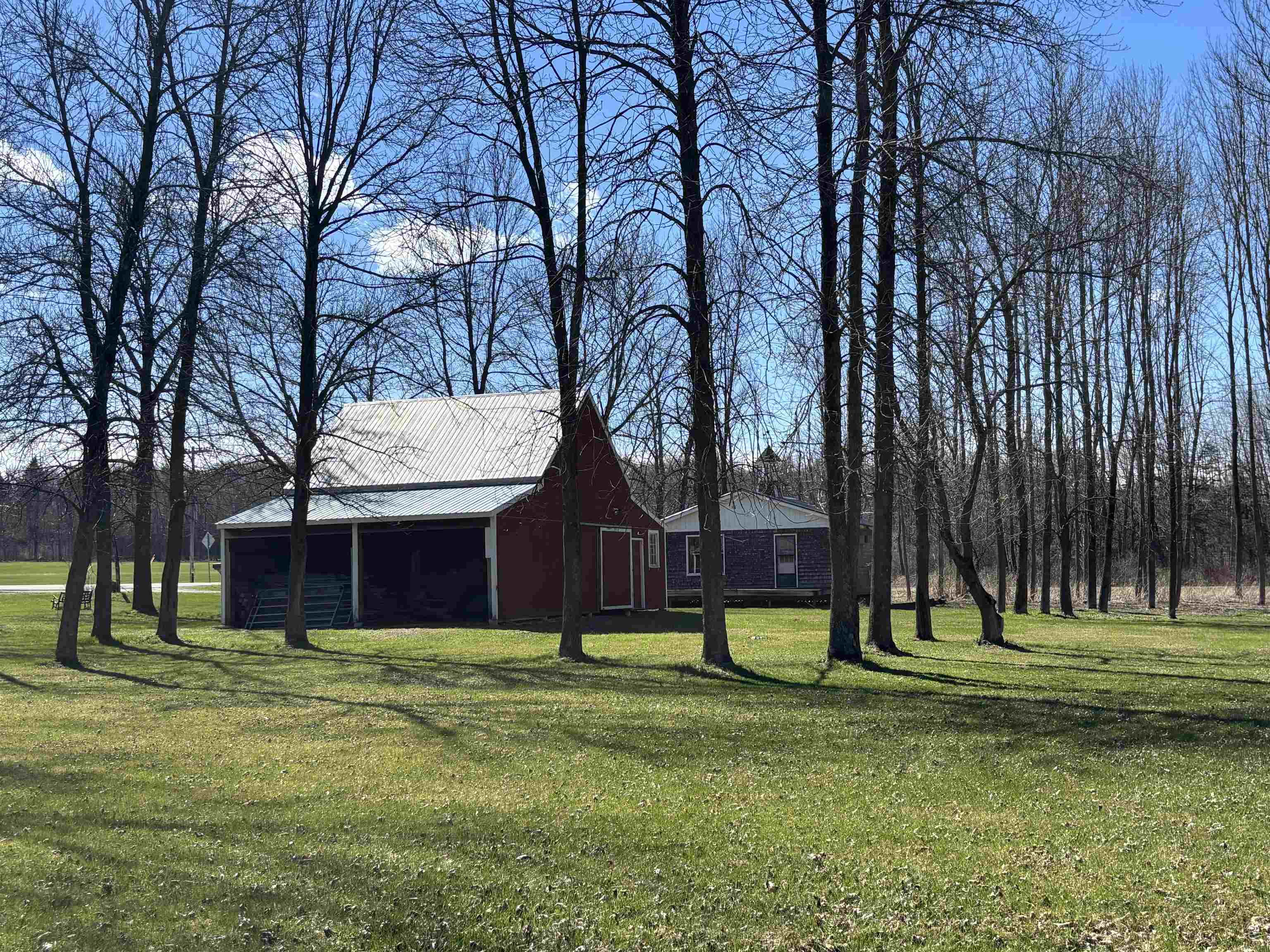 main property photo 9