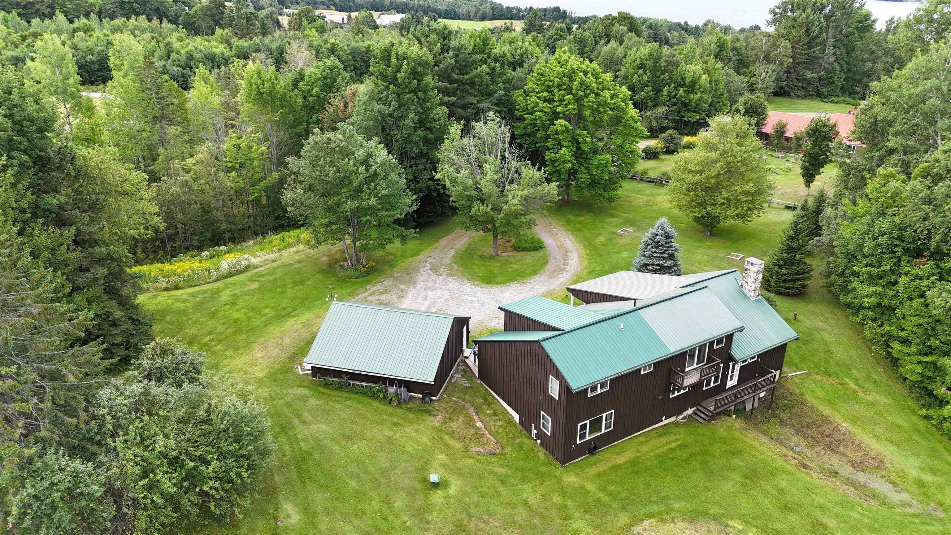 main property photo 14