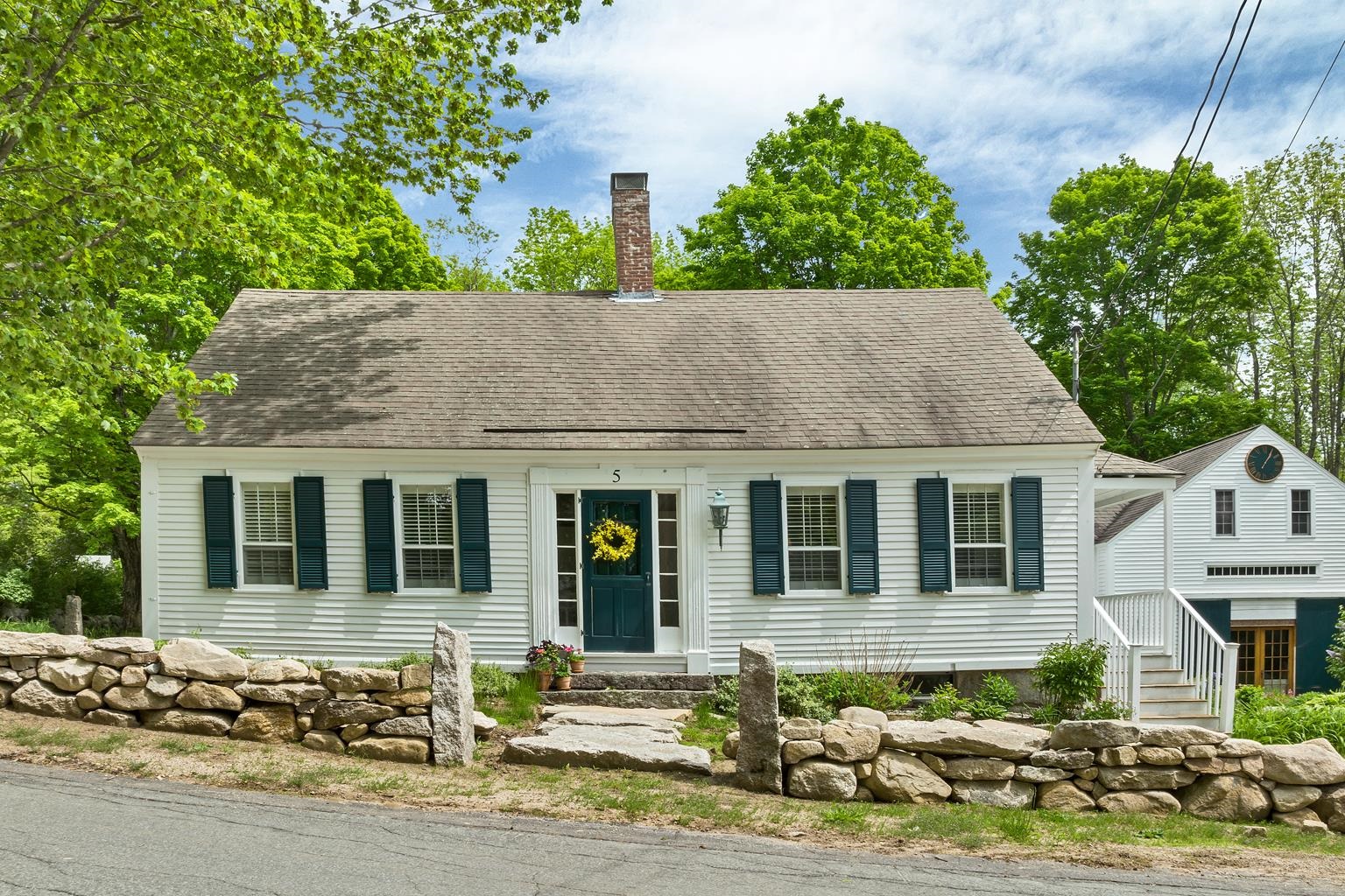 main property photo 1