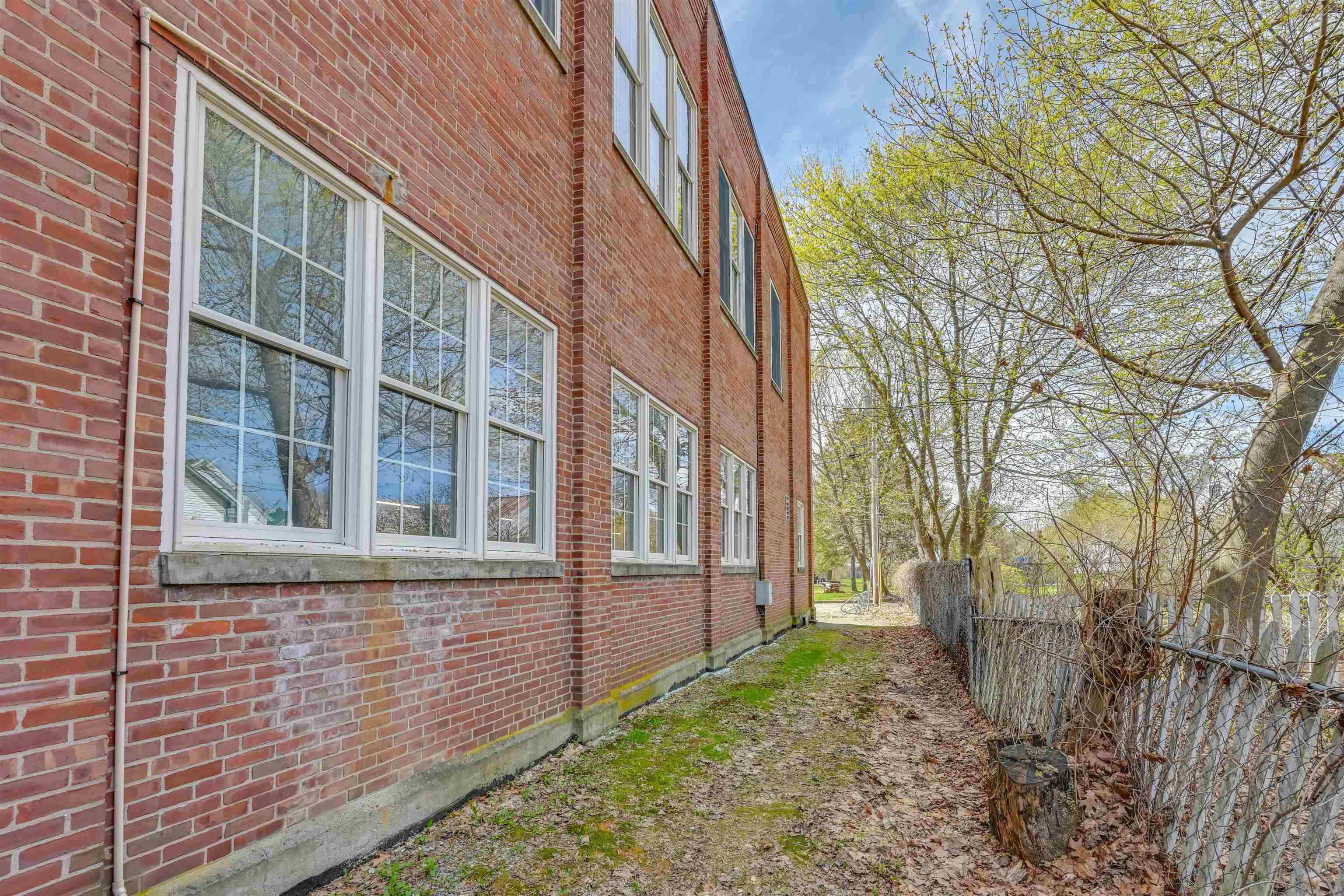main property photo 54