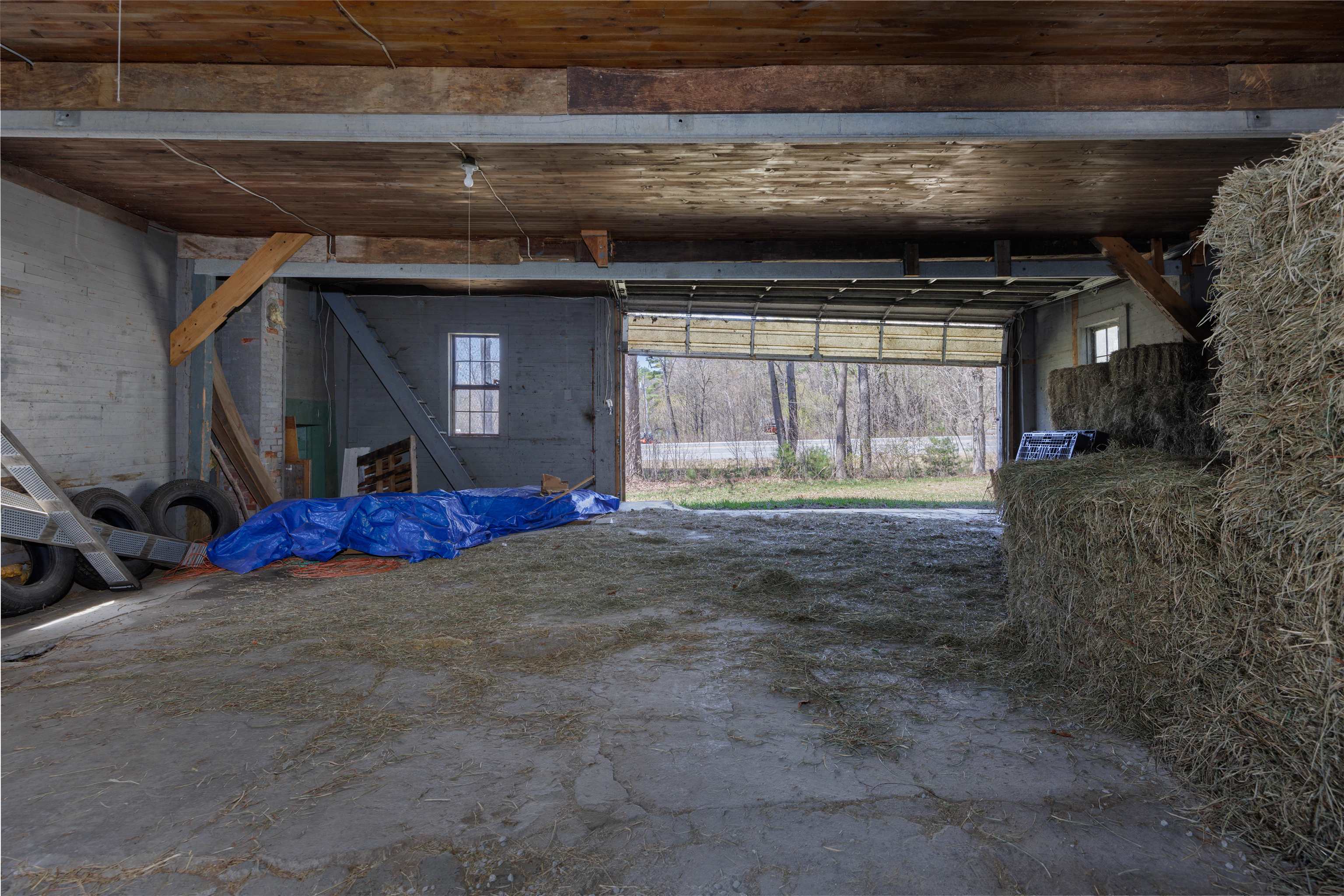 main property photo 11