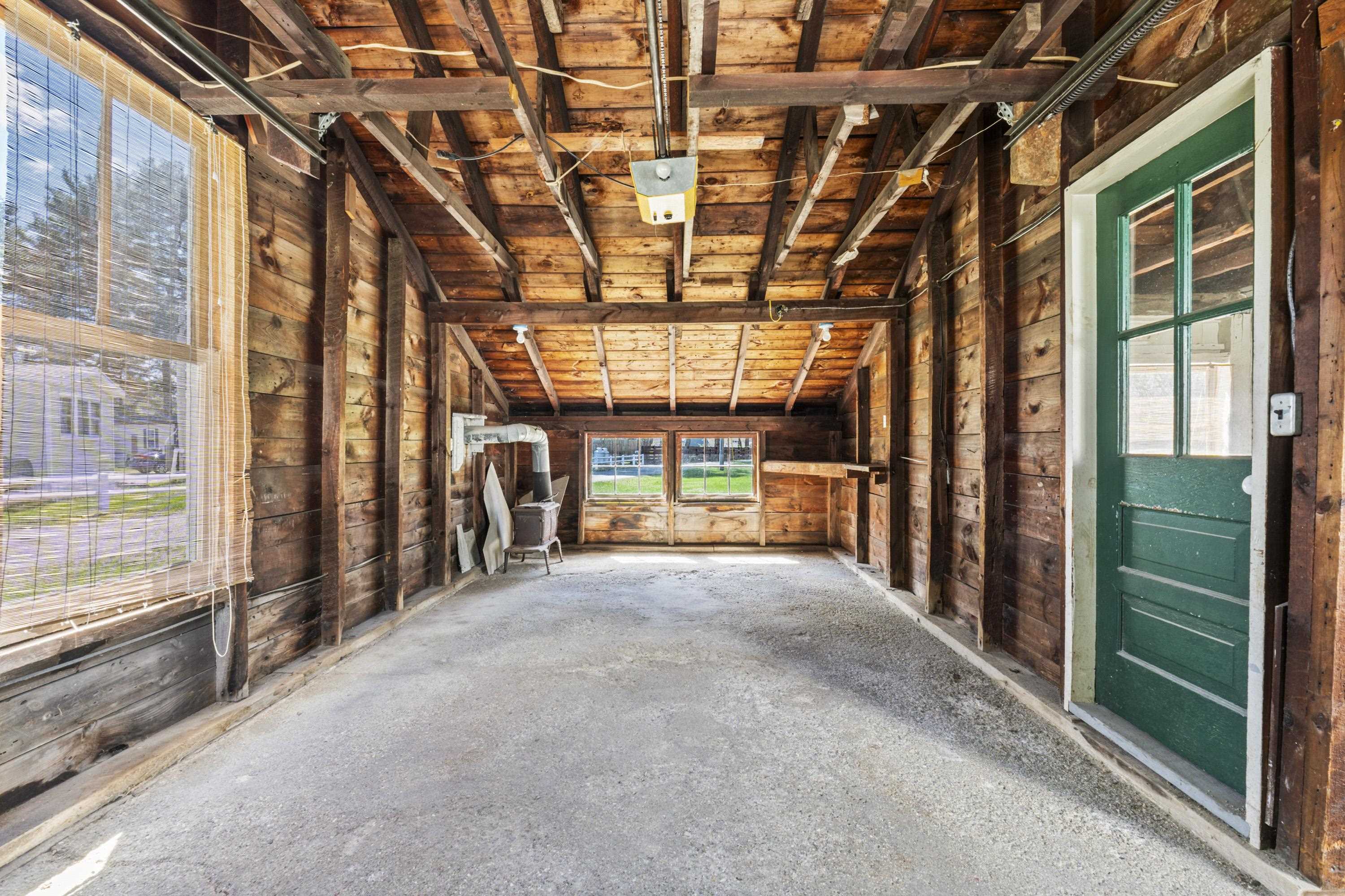main property photo 39
