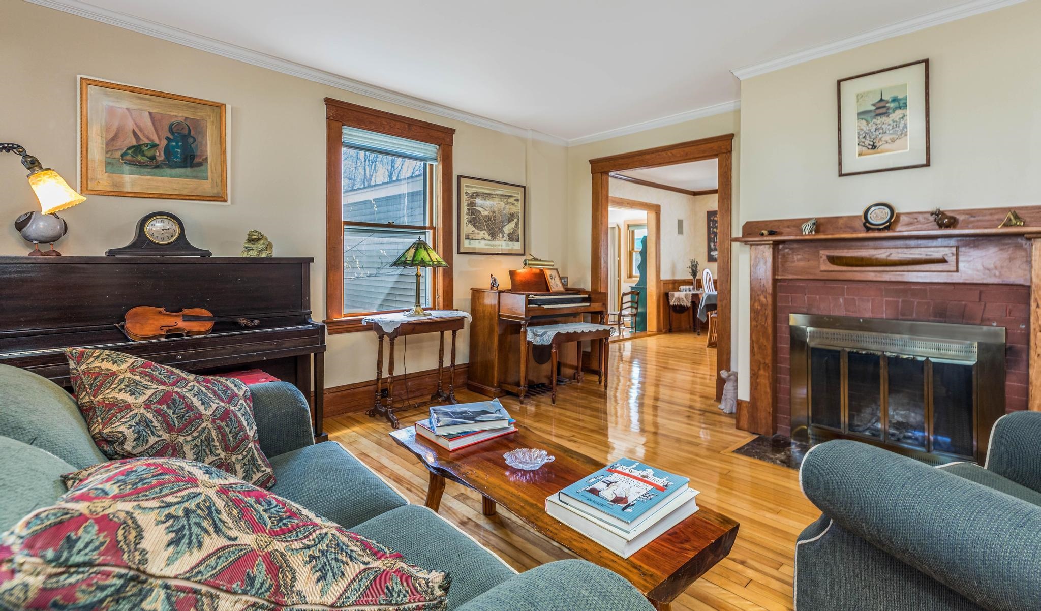 main property photo 5