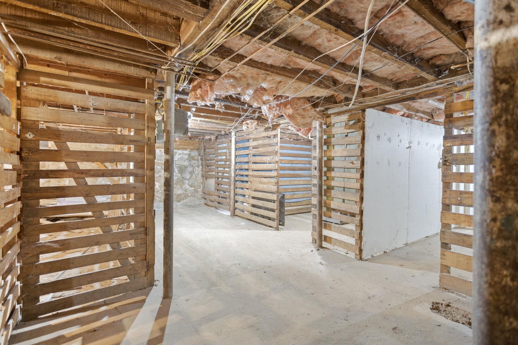 main property photo 47