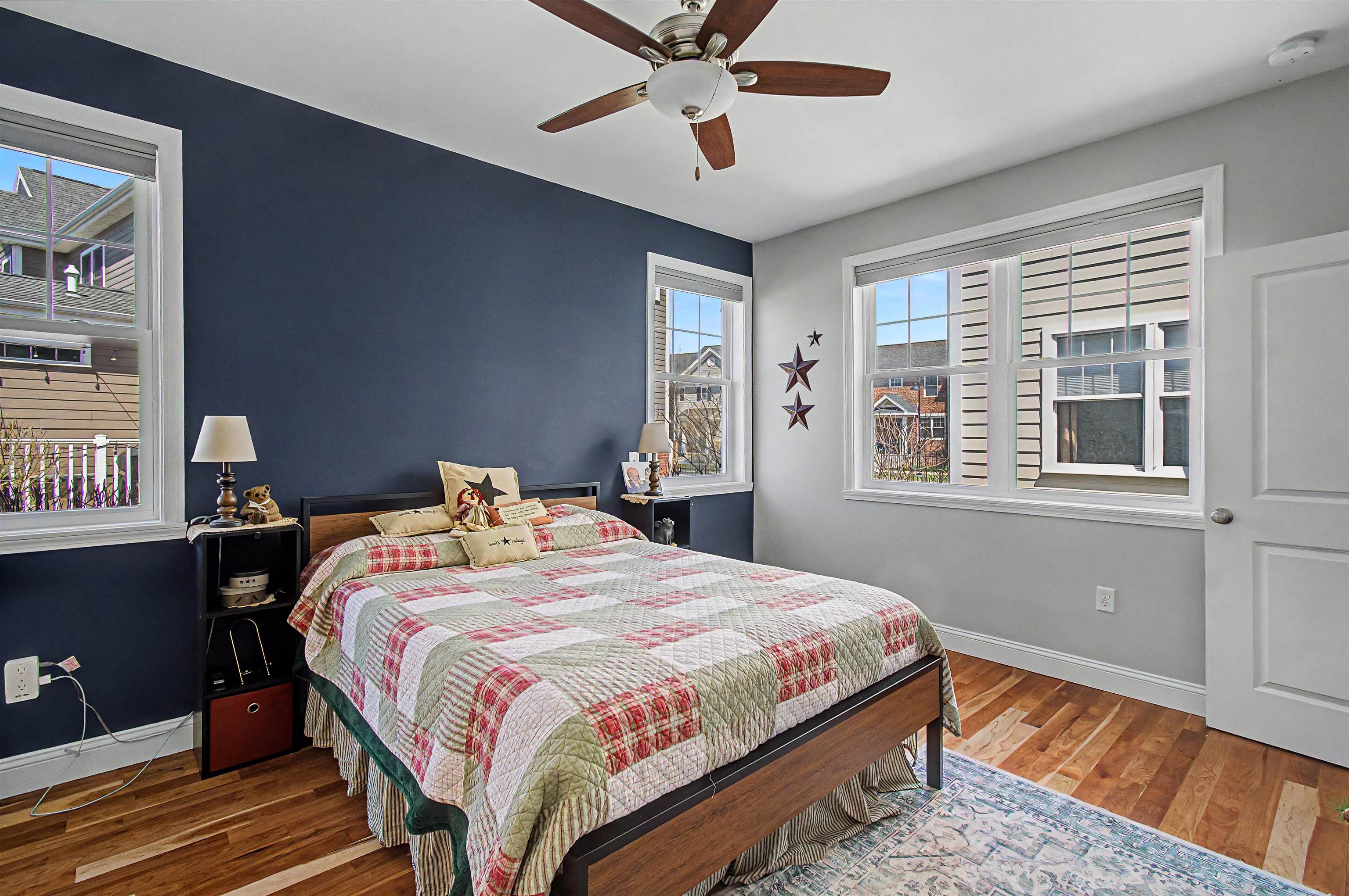main property photo 25