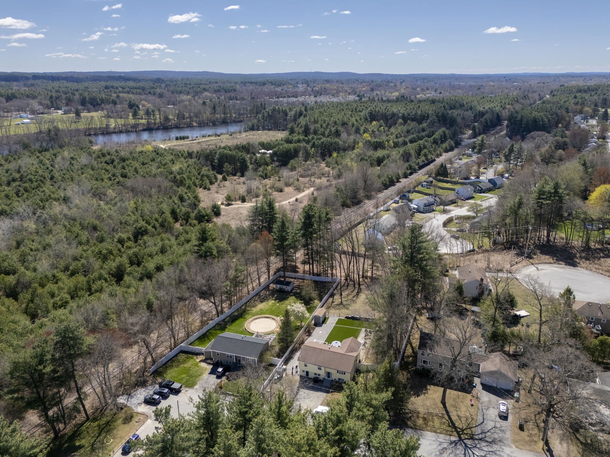 main property photo 41