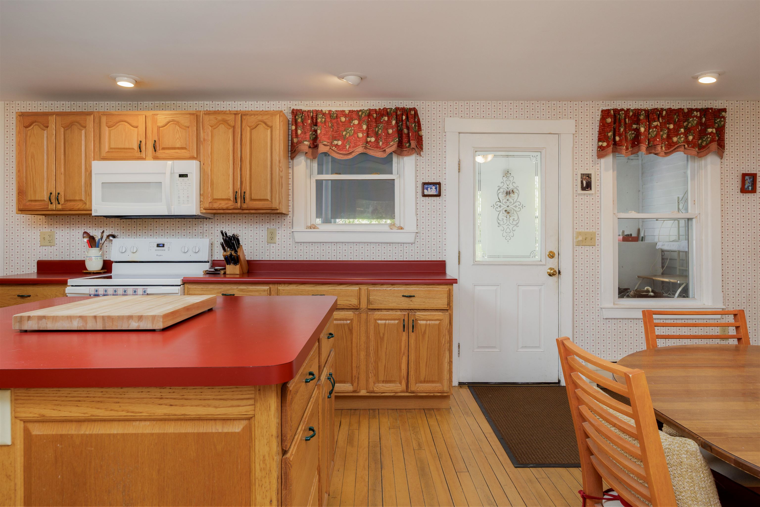 main property photo 7