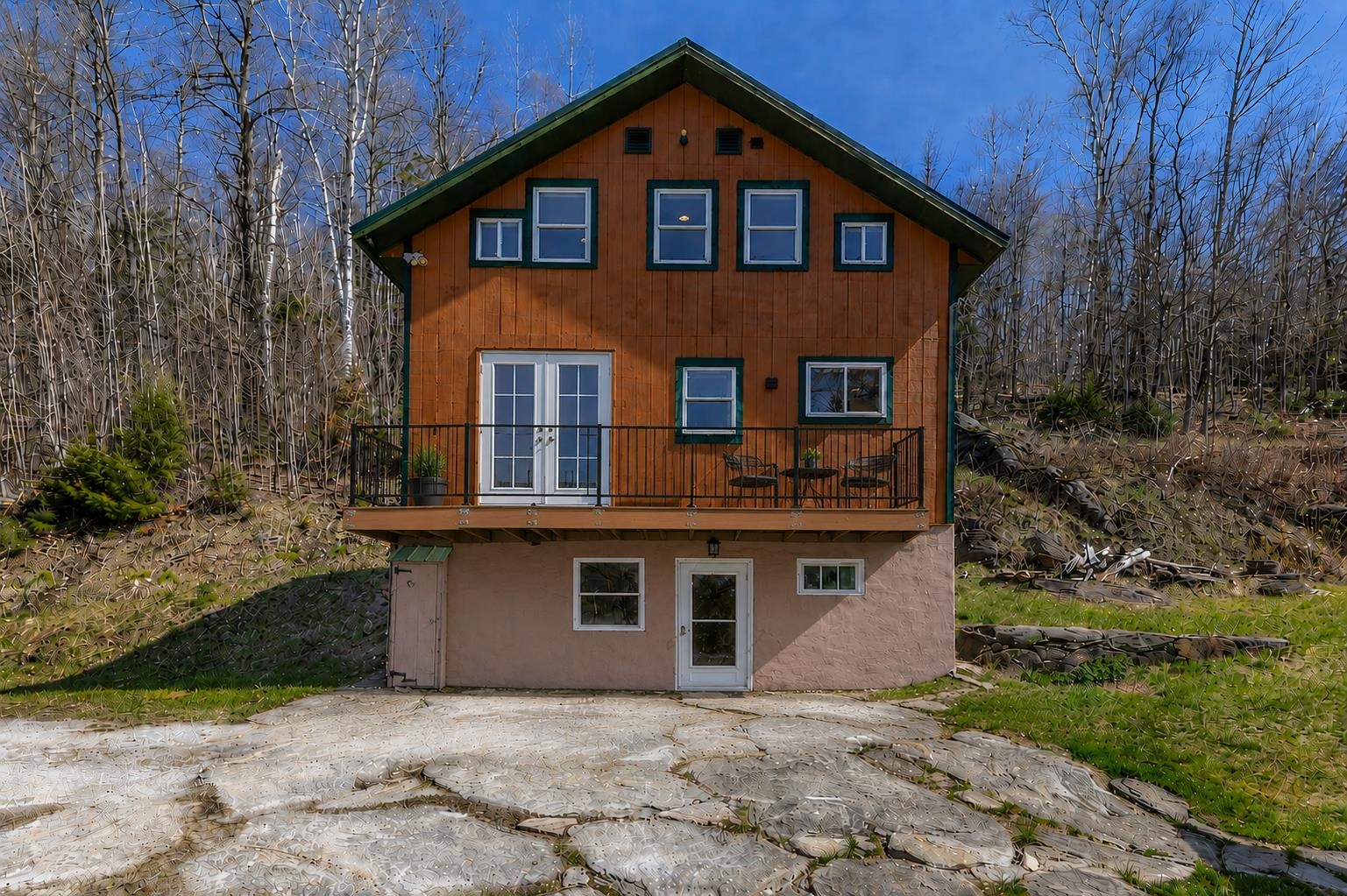main property photo 8