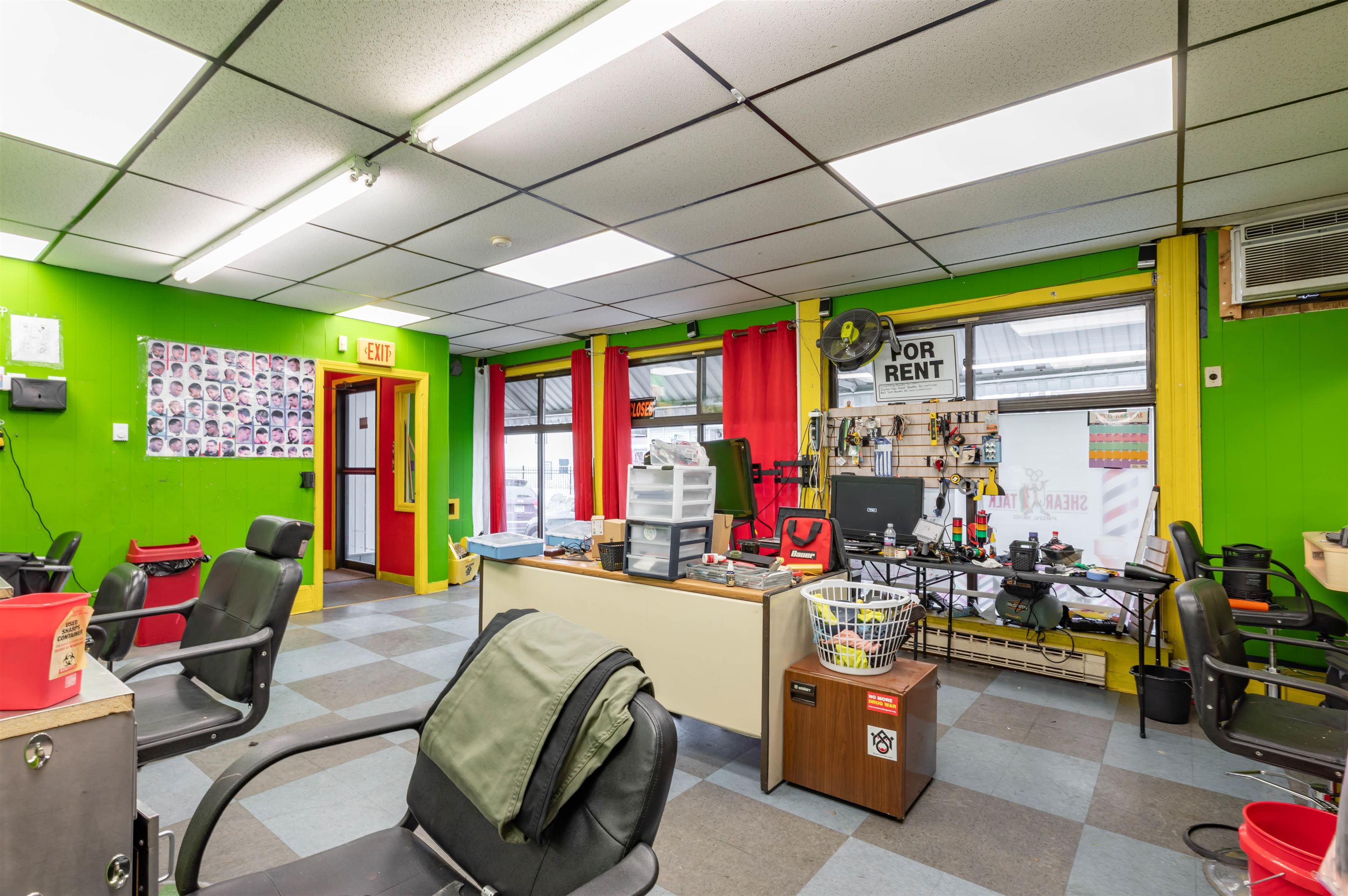 main property photo 17
