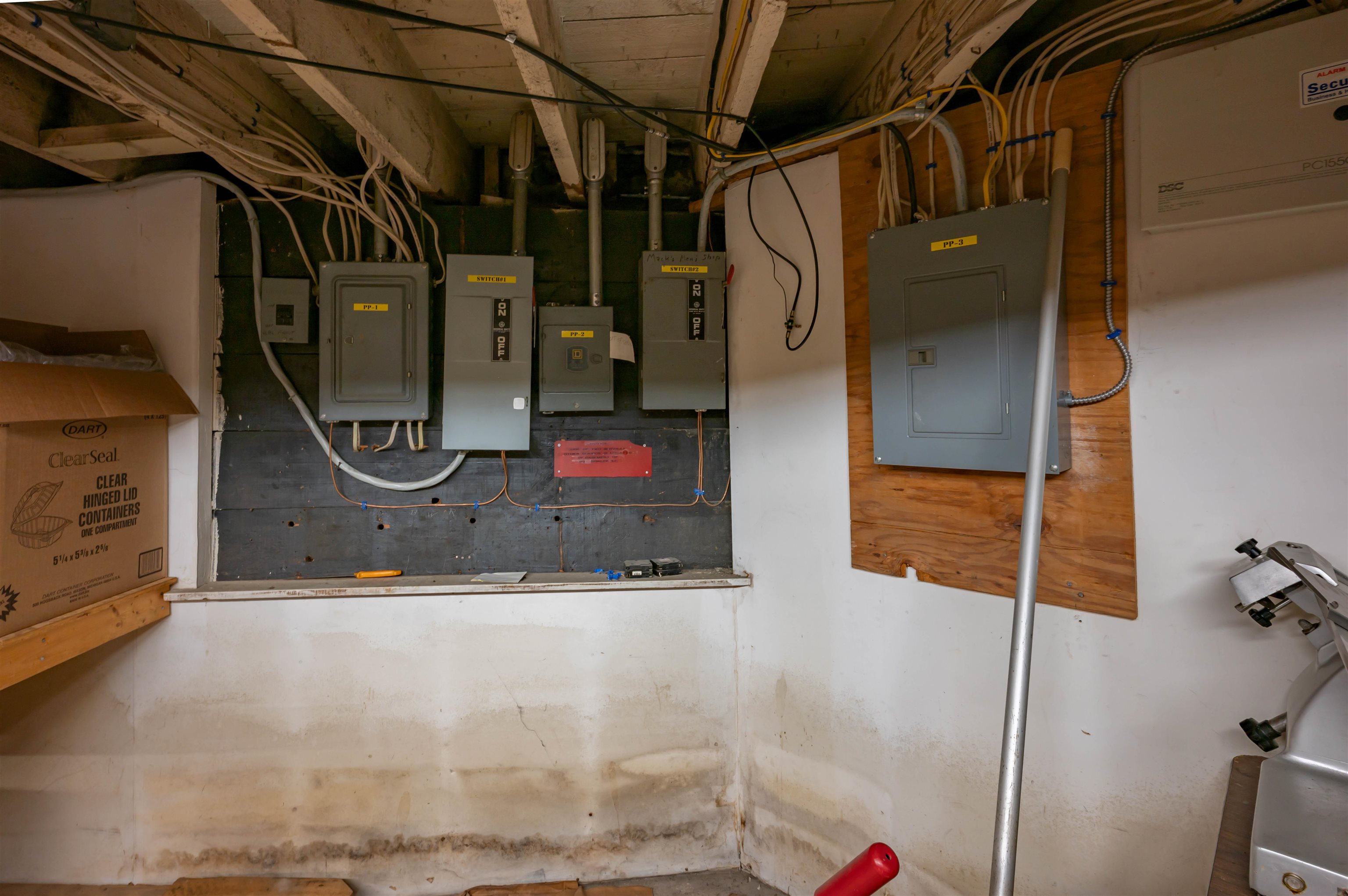 main property photo 26