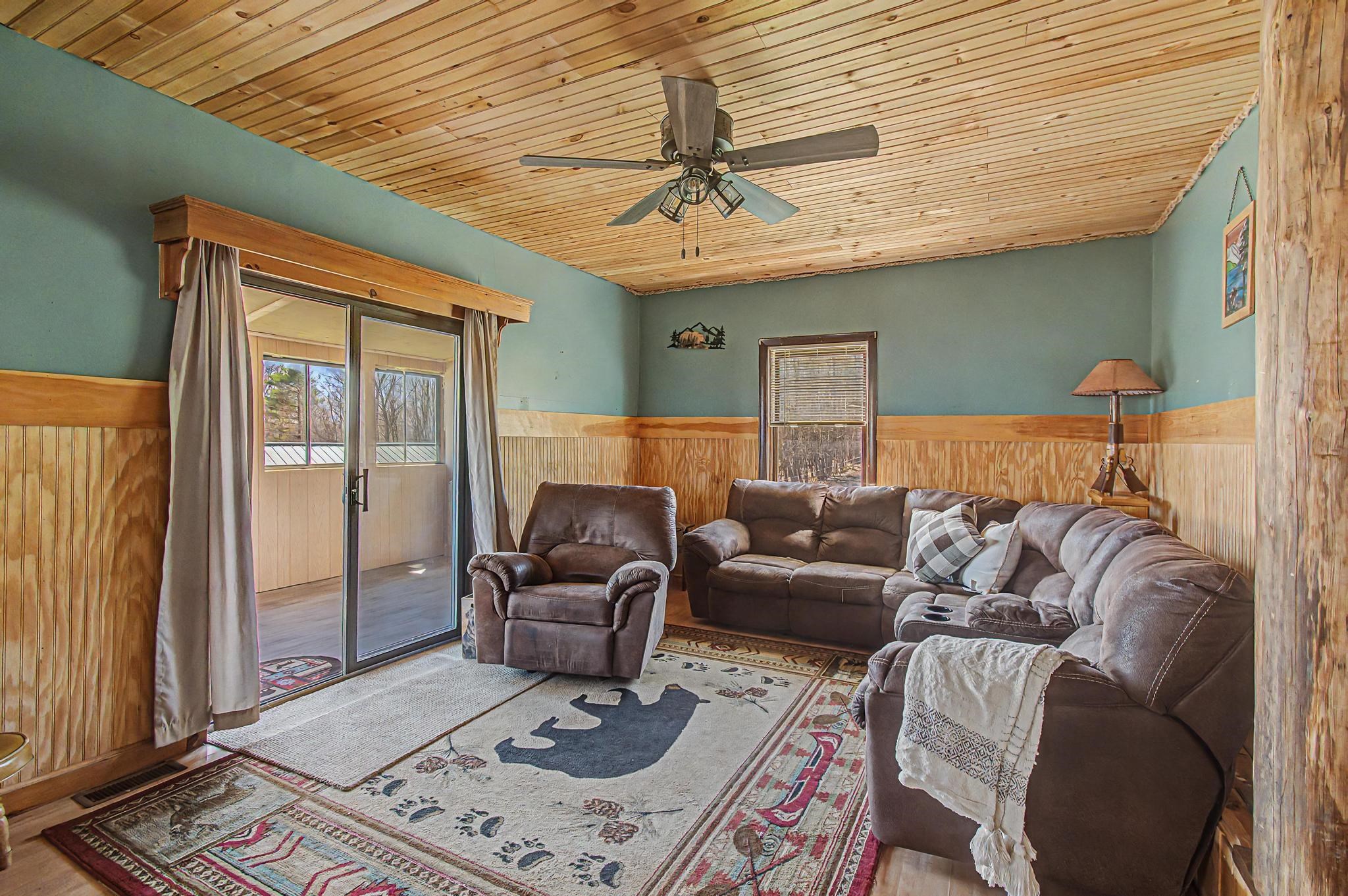 main property photo 8