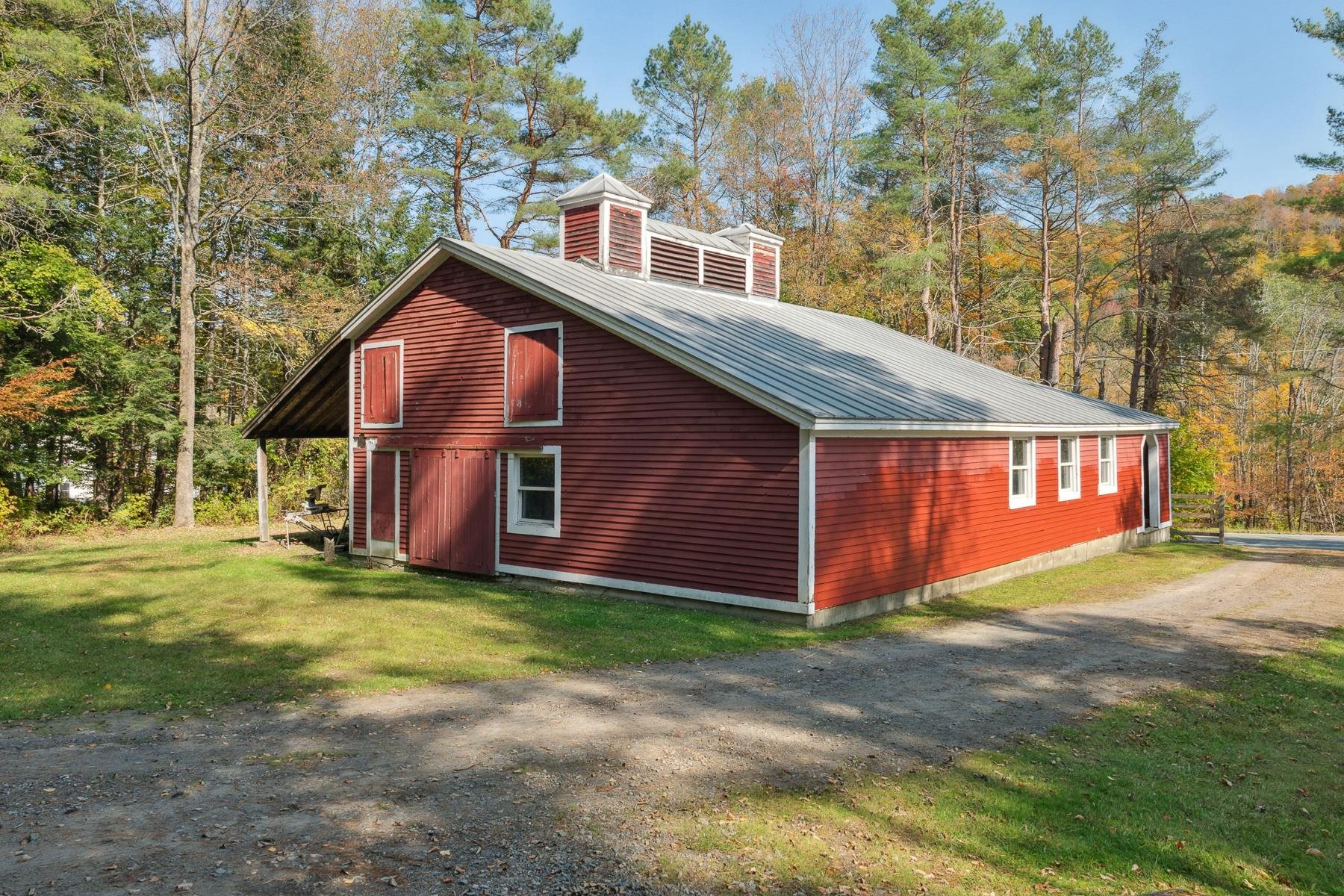 main property photo 33