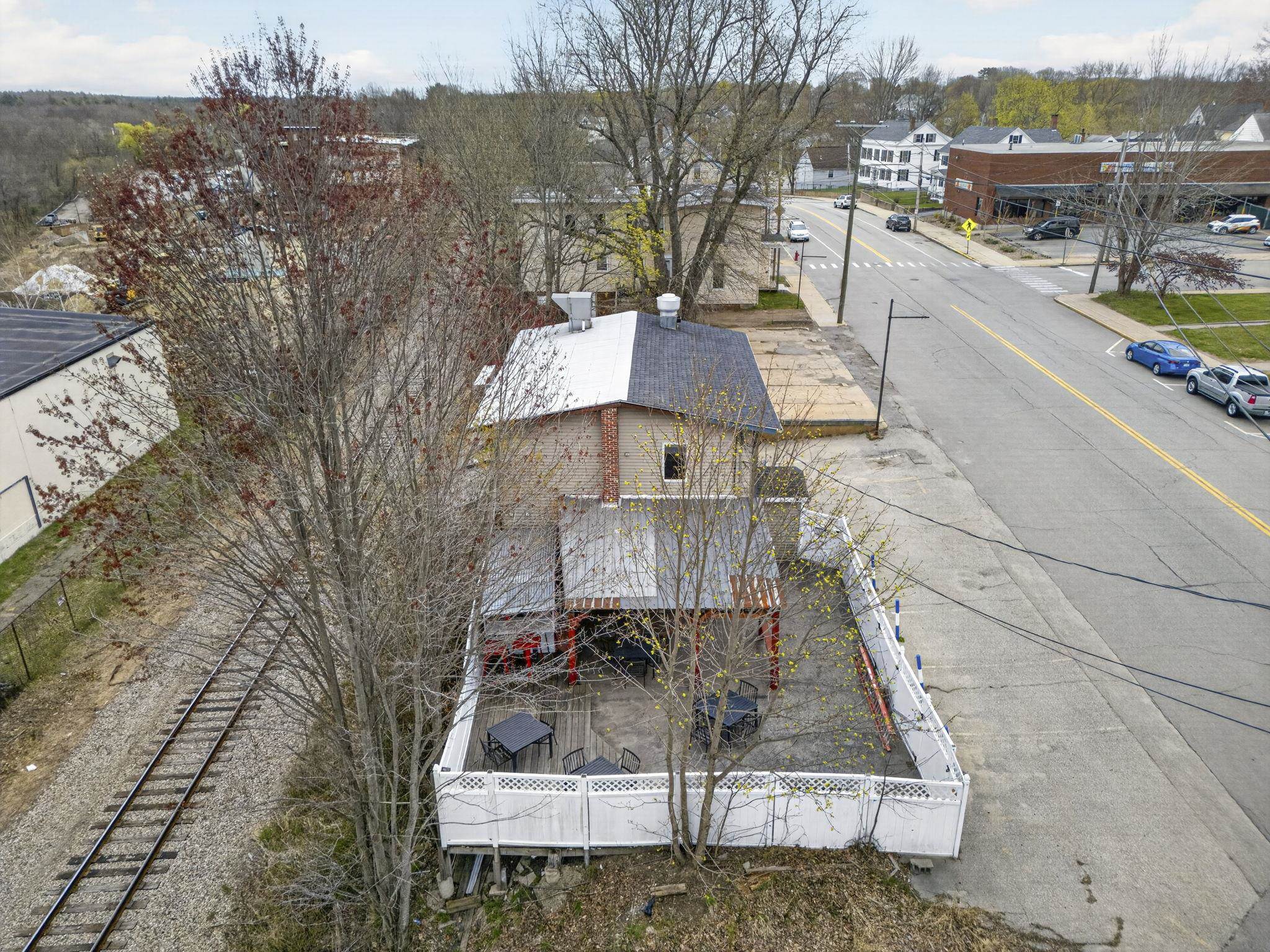 main property photo 45