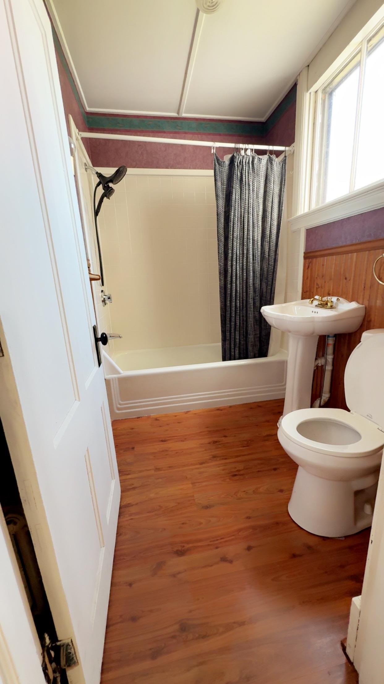 main property photo 7