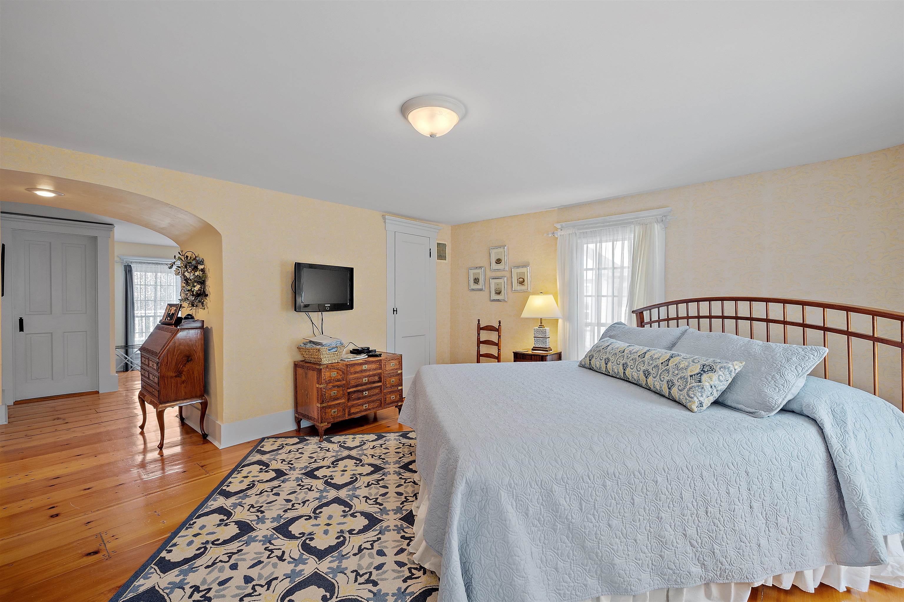 main property photo 29