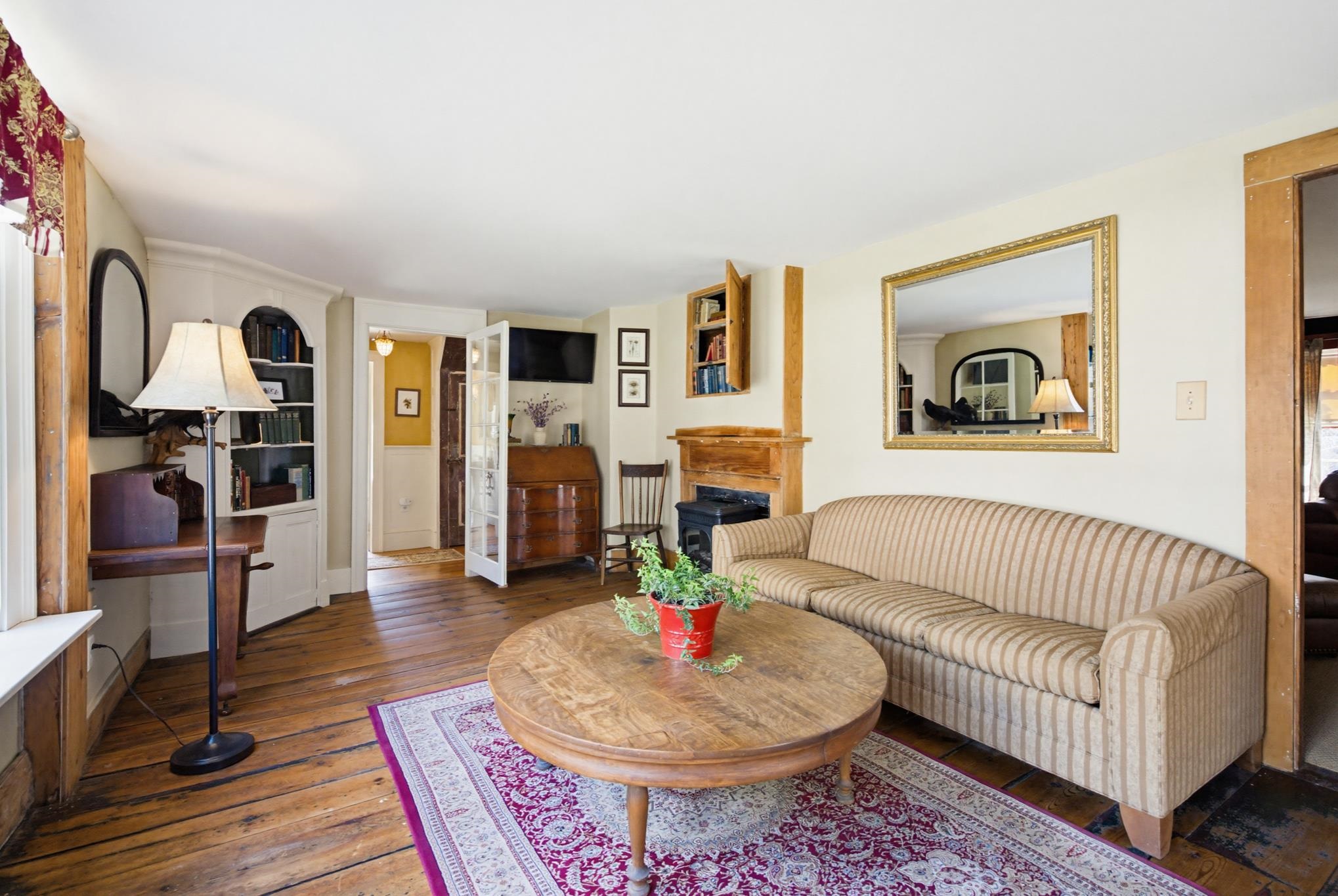 main property photo 34