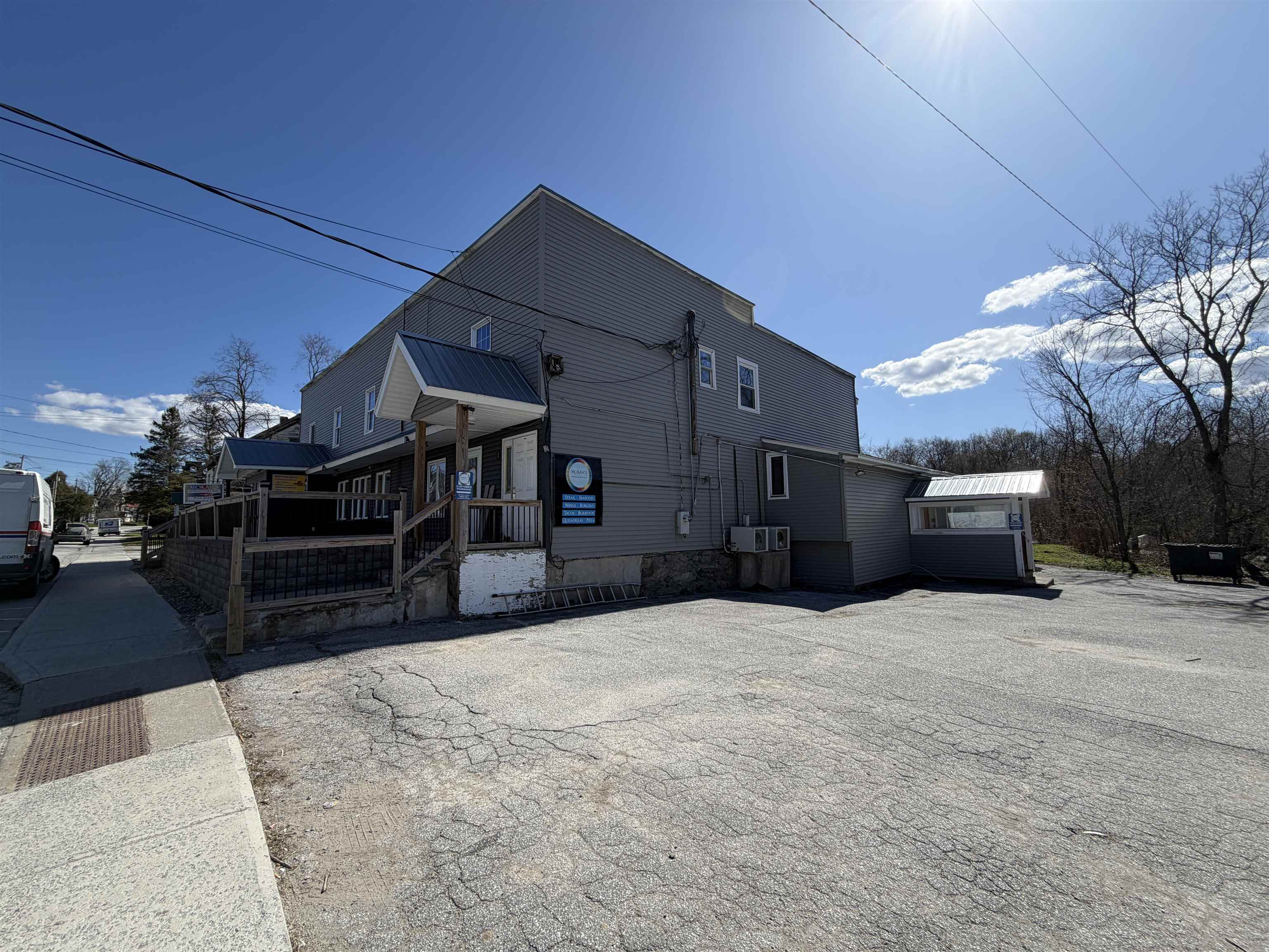 main property photo 31