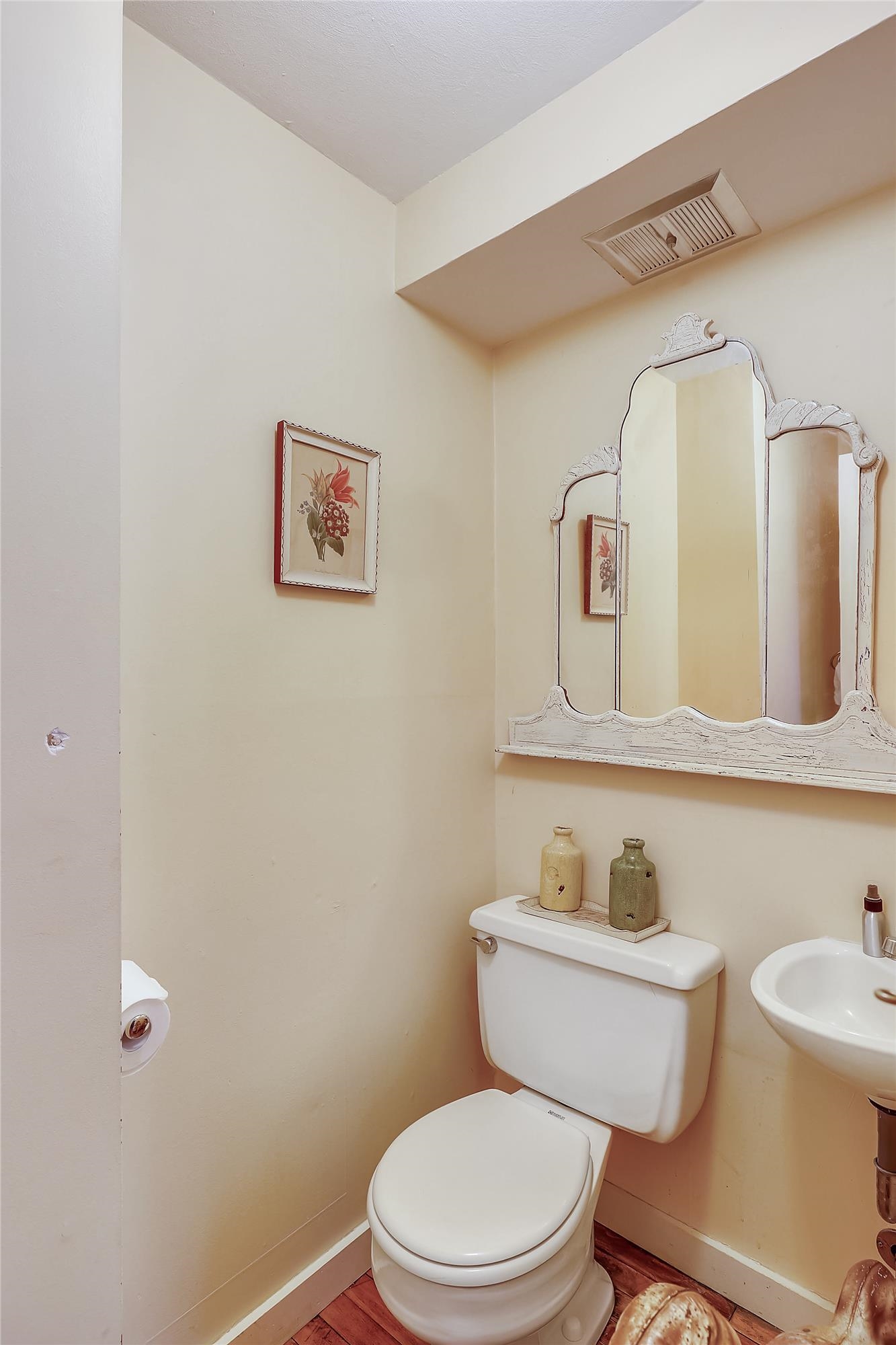 main property photo 49