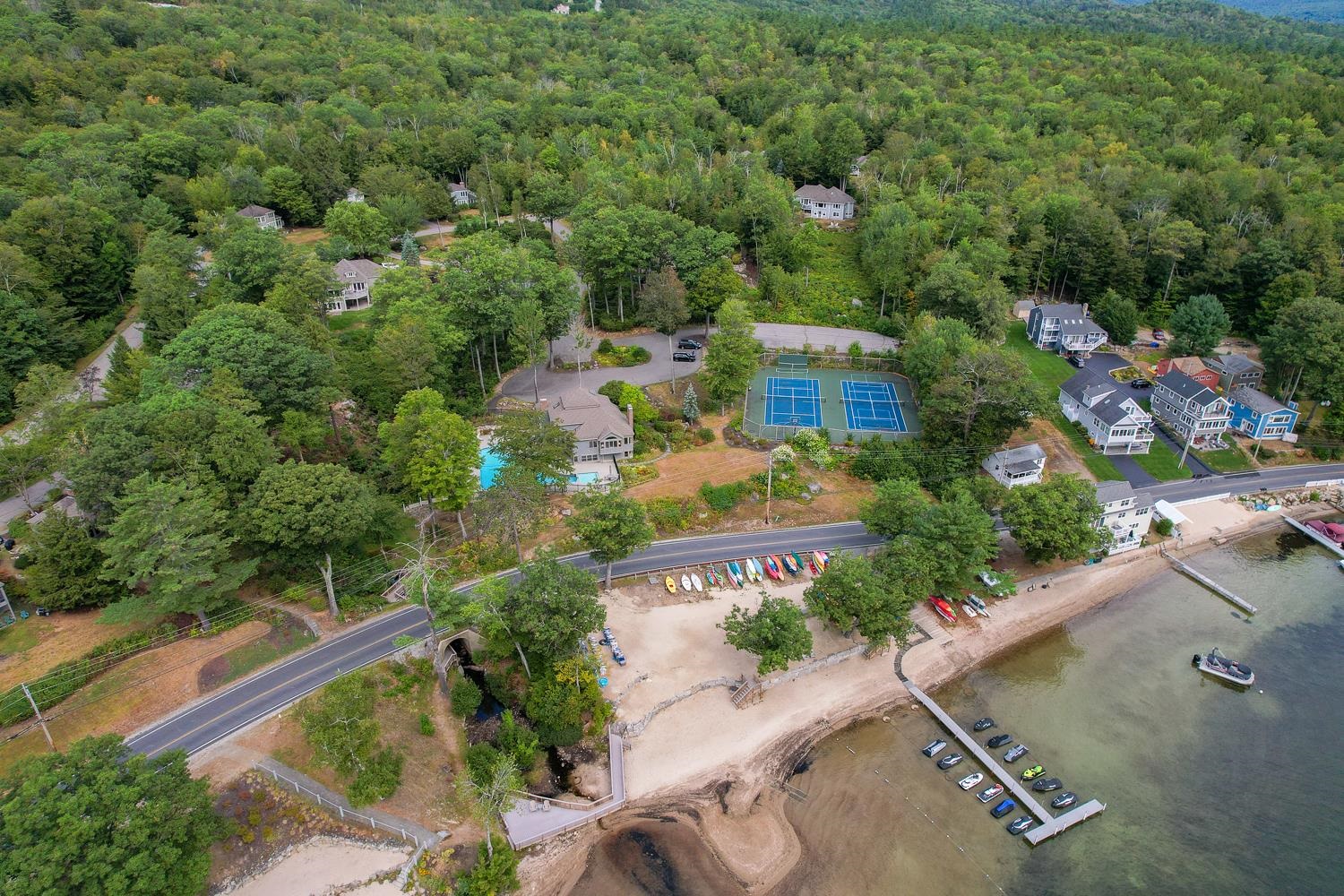 main property photo 24