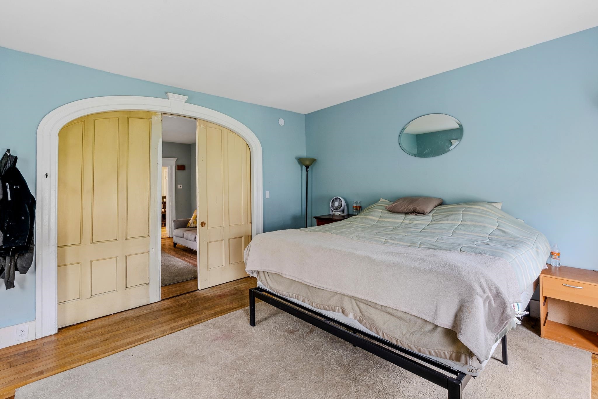 main property photo 32