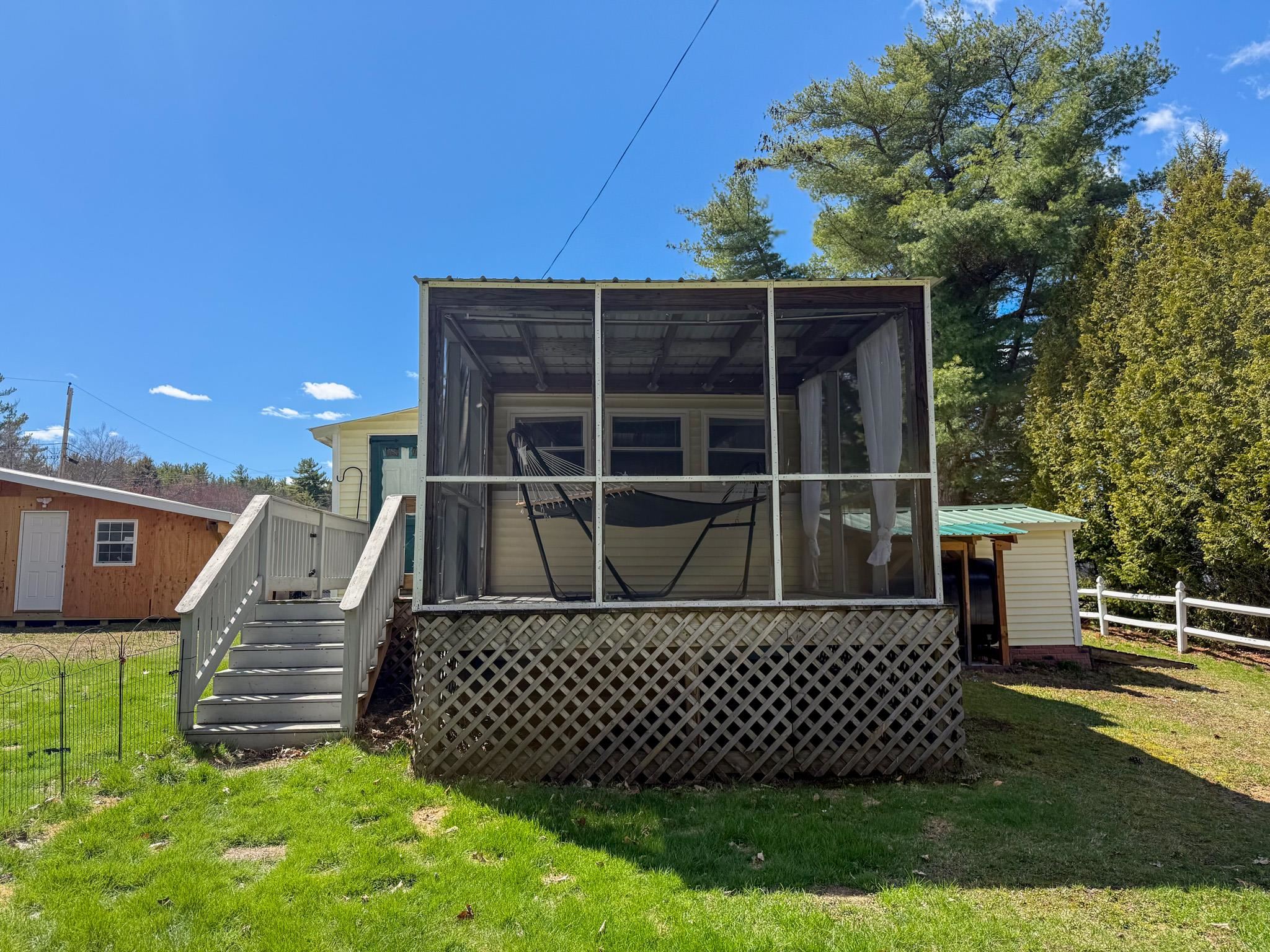 main property photo 23
