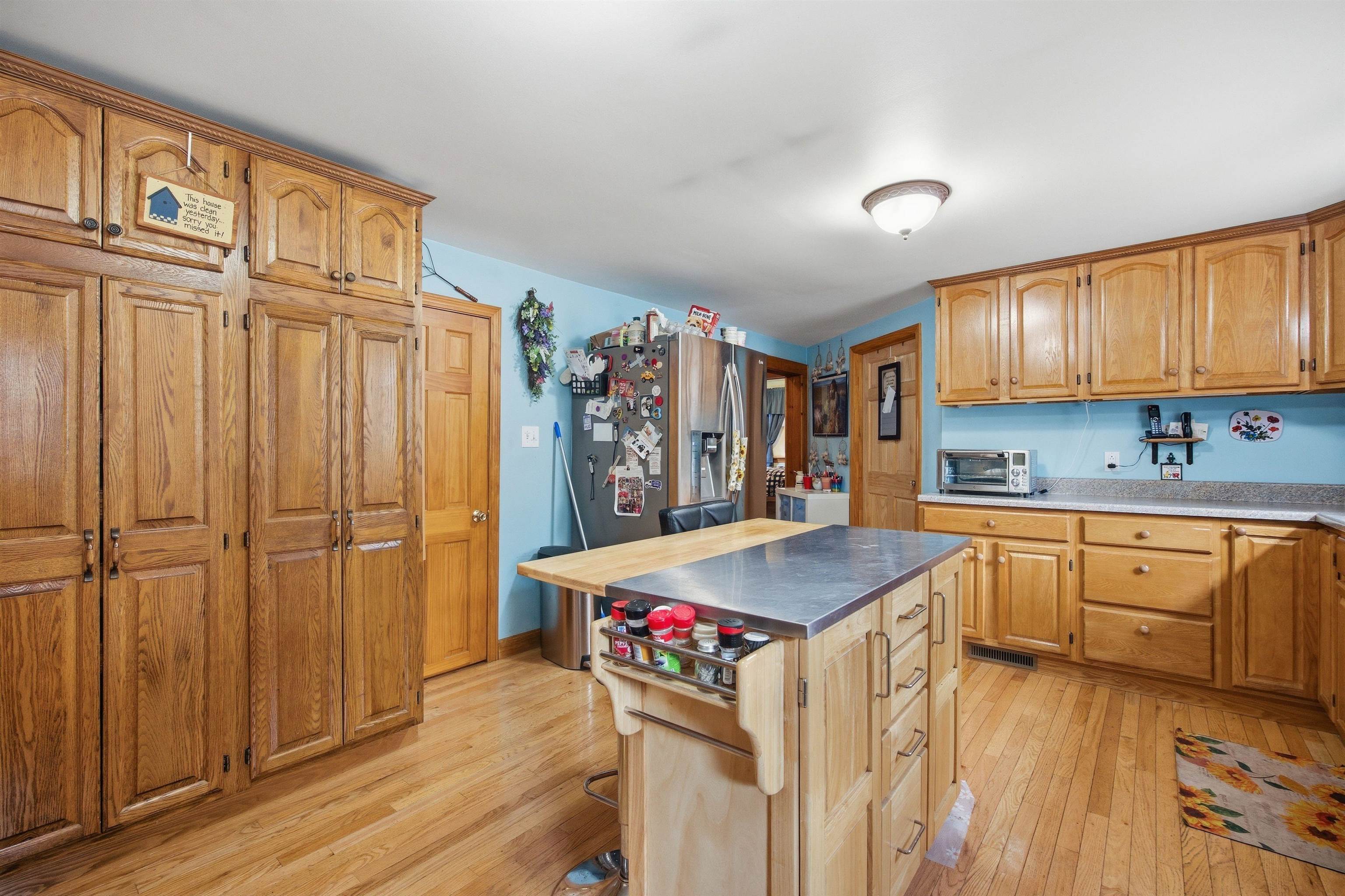 main property photo 20