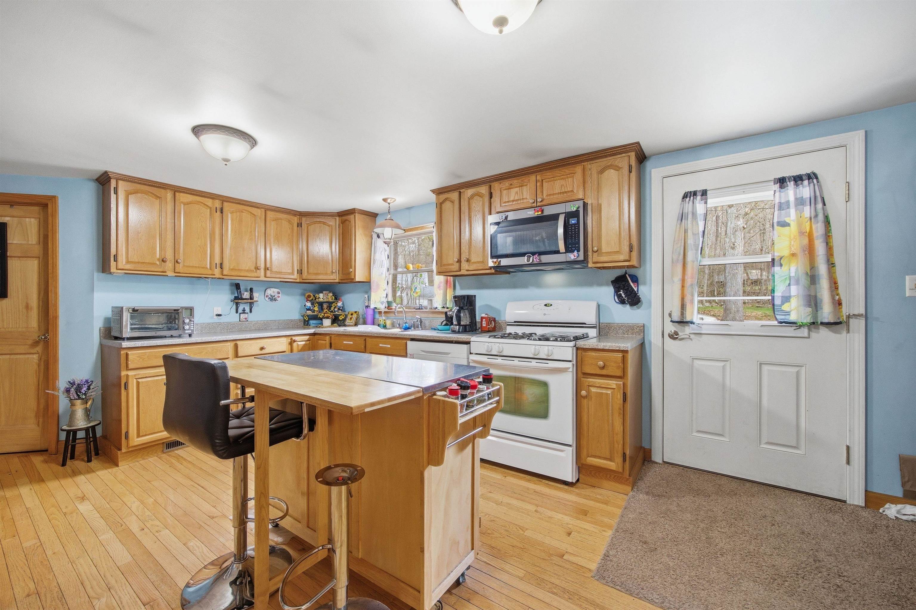 main property photo 21