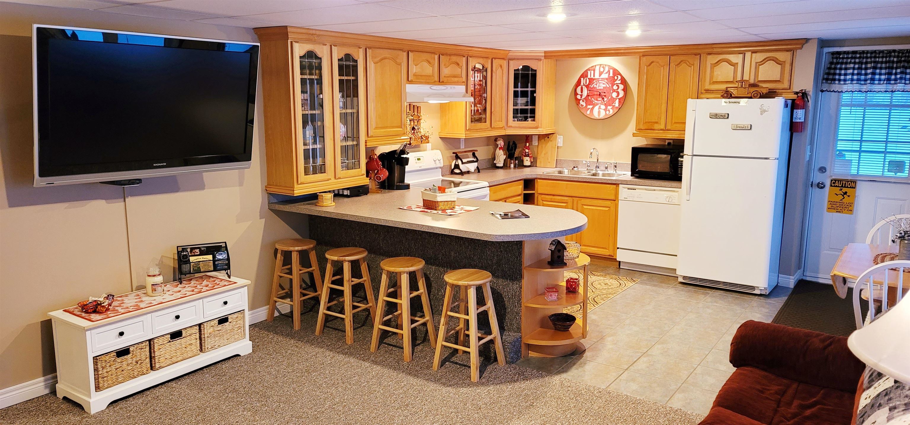 main property photo 36