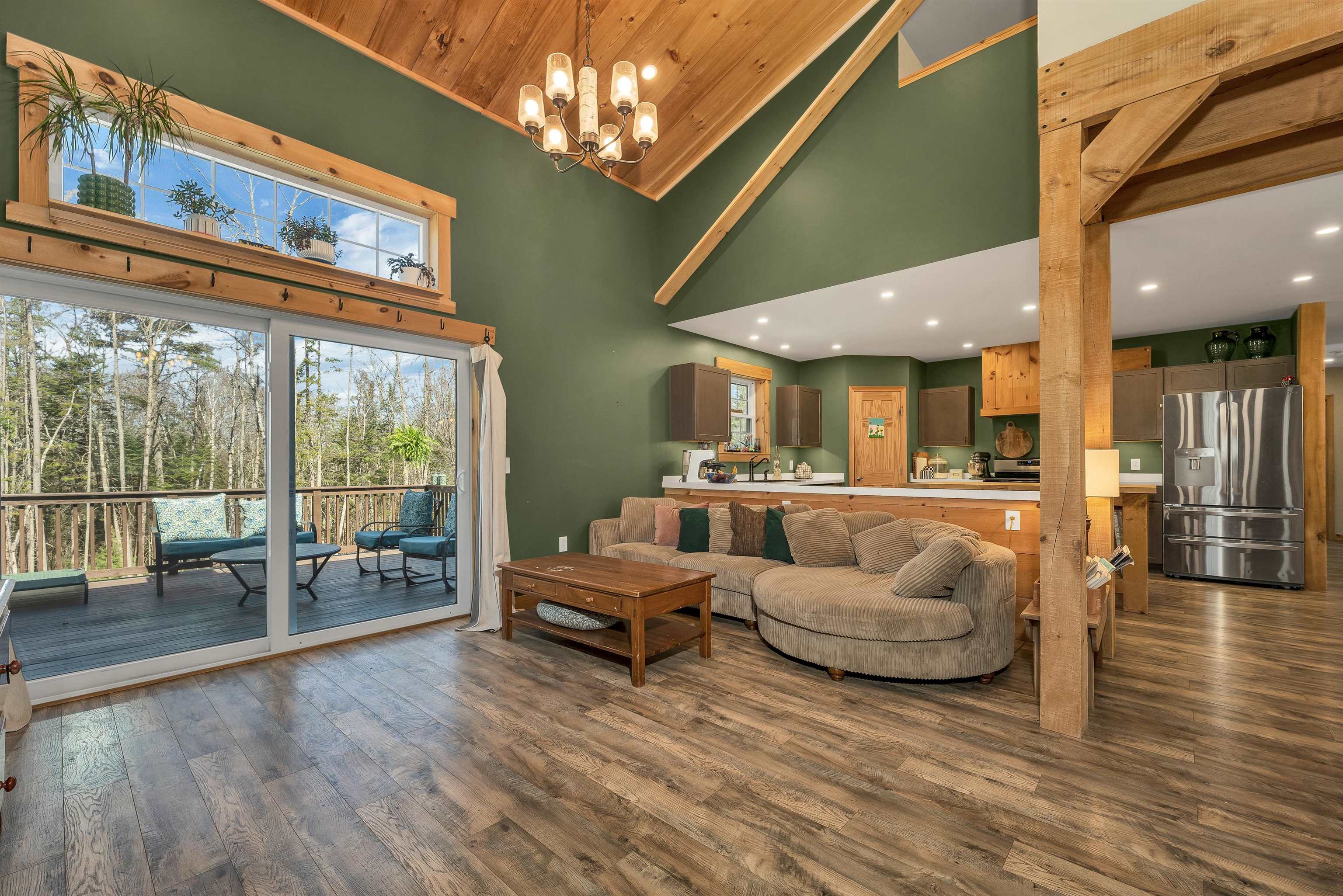 main property photo 18